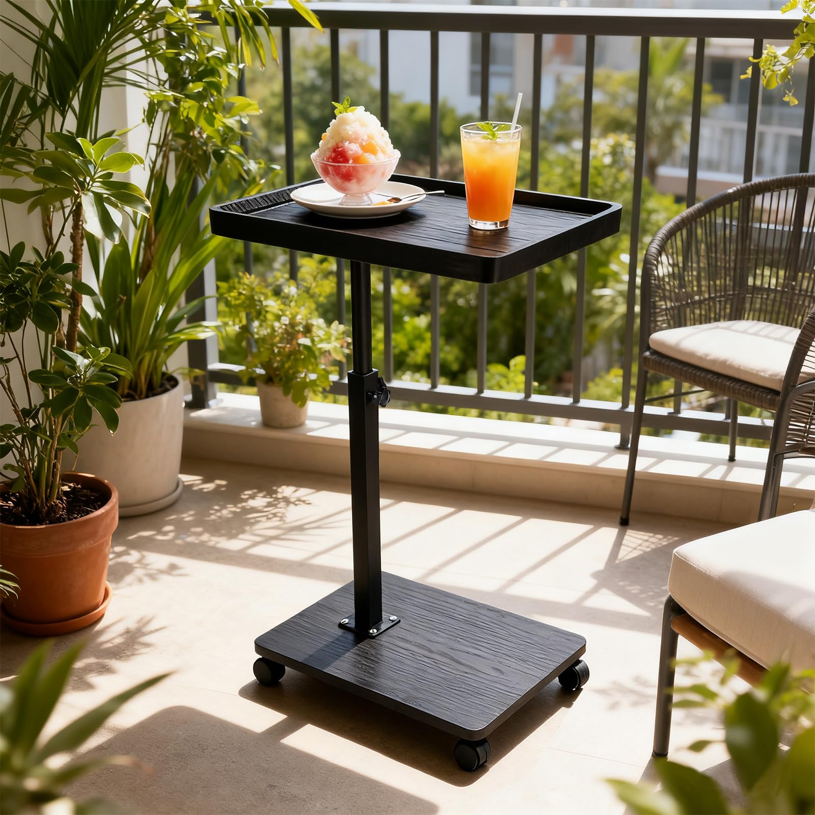 XUDREZ Mesa auxiliar ajustable en forma de C con 4 ruedas giratorias de 360°, mesa auxiliar para sala de estar, dormitorio, sofá, bañera, mesita de noche, lactancia (negro)