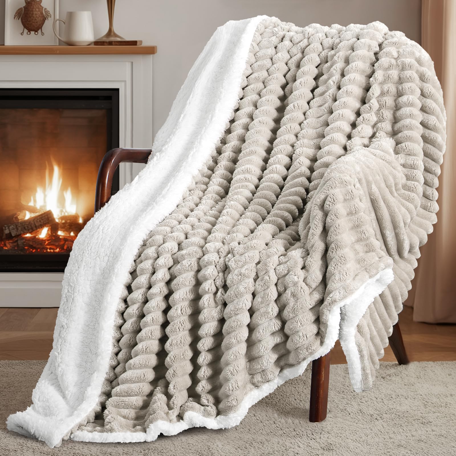 RUIKASI Couverture Polaire Hiver en Sherpa Doux 150x200 Beige pour 2 Personnes Chaude
