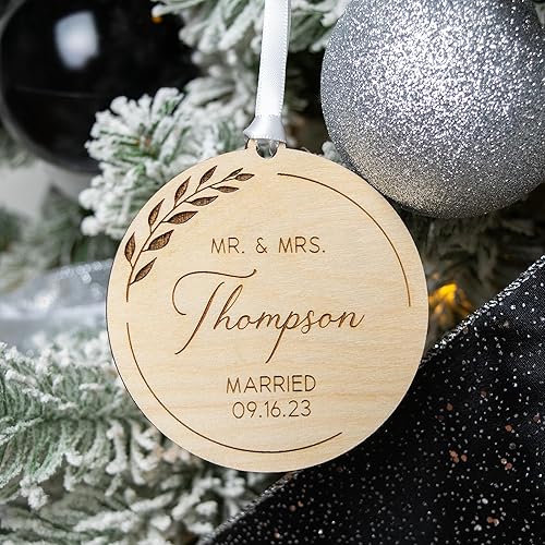 MrandMrsChristmasOrnament, Personalized WeddingOrnaments, PersonalizedWeddingGifts, NewlywedChristmasOrnament, Wedding Ornament,