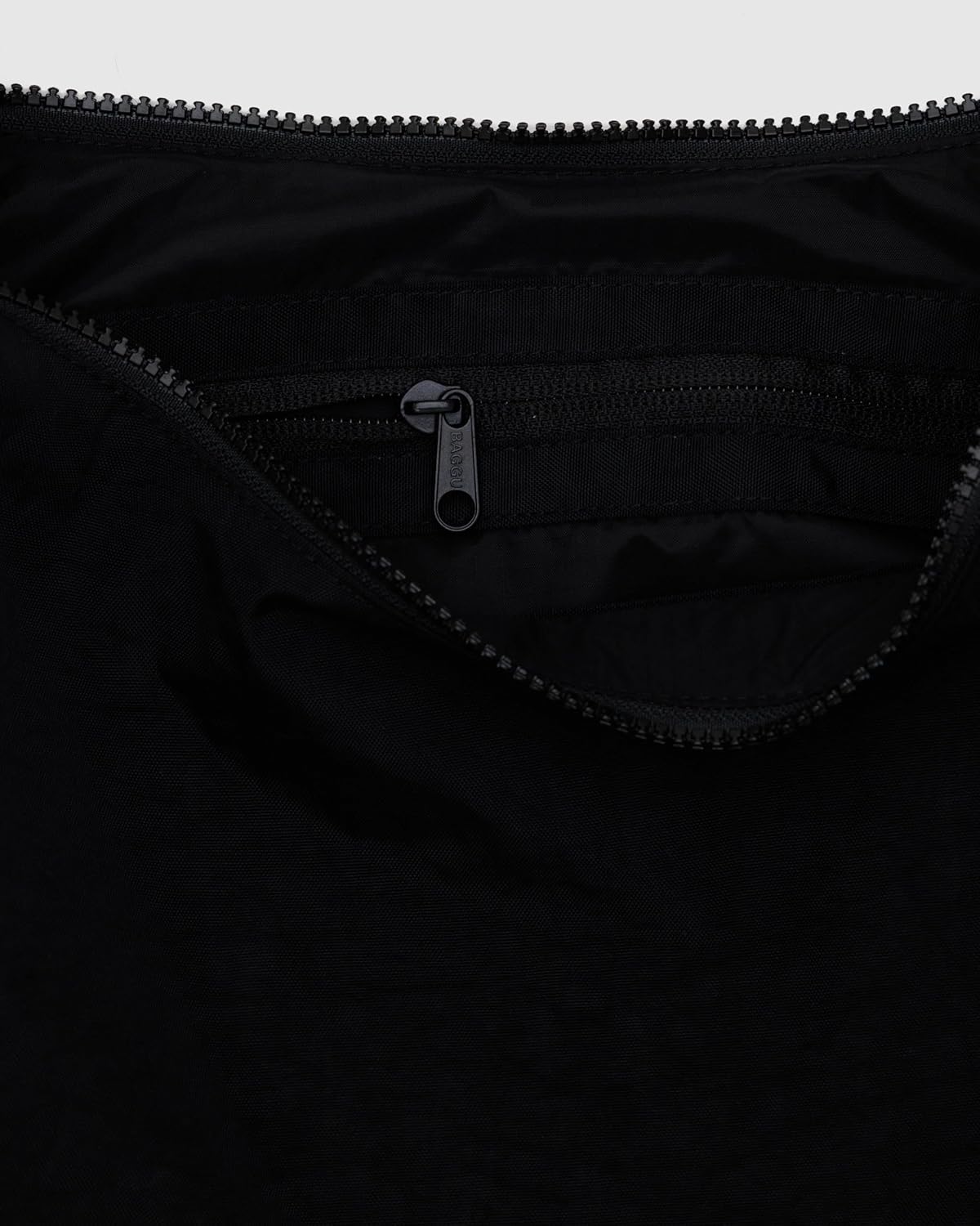 BAGGU Medium Nylon Crescent Bag - Black