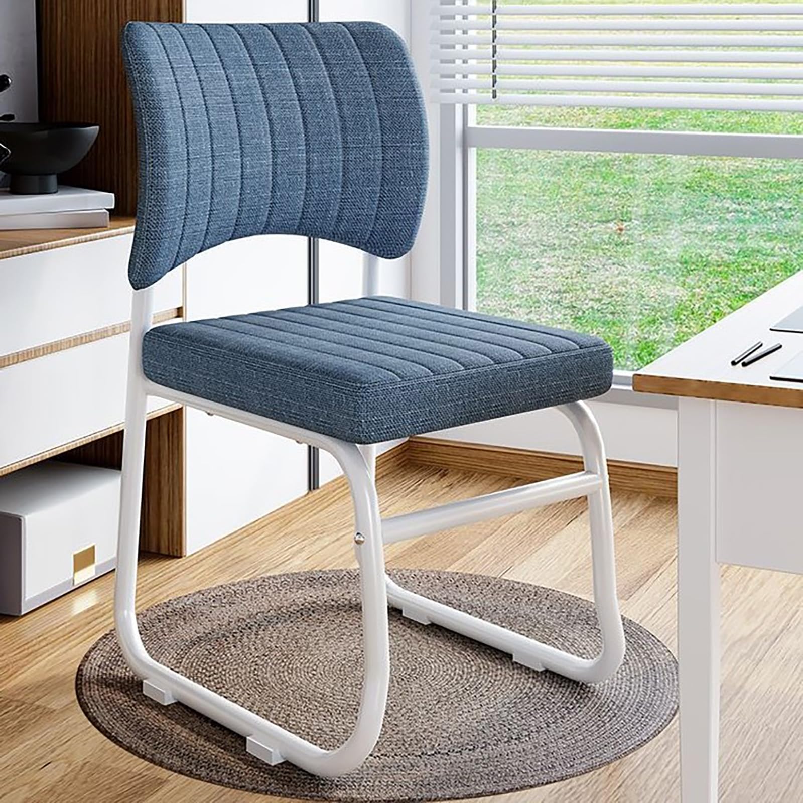 Chaise de conférence ergonomique avec pieds en acier et dossier lin doux