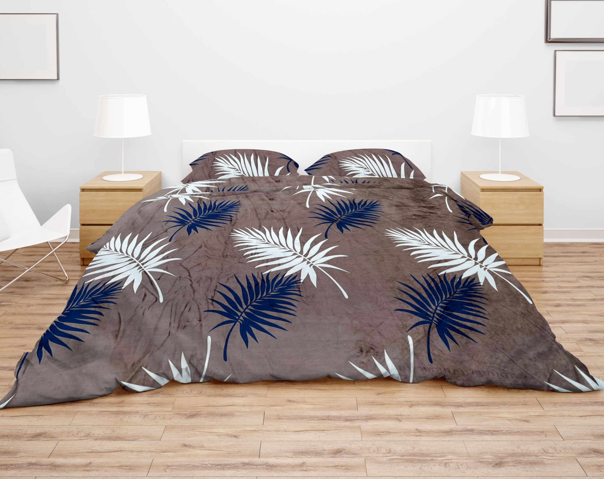 JAW Flannel Super Soft Jumbo Bedding Set for Winters - 1 Warm Super Soft Duvet/Quilt/Razai Cover with 1 Warm Bedsheet and 2 Soft Pillow Covers Set (Mouse Floral, Double Bed (90 X 100 INCH))