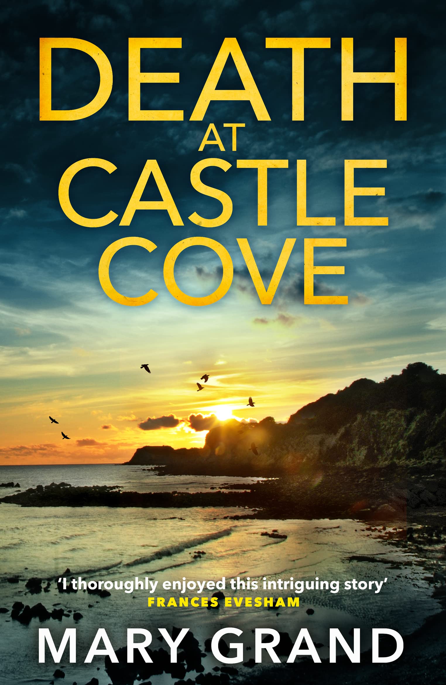 A Seaside Murder: The start of a cozy murder mystery series from Mary Grand (The Isle of Wight Killings, 1)