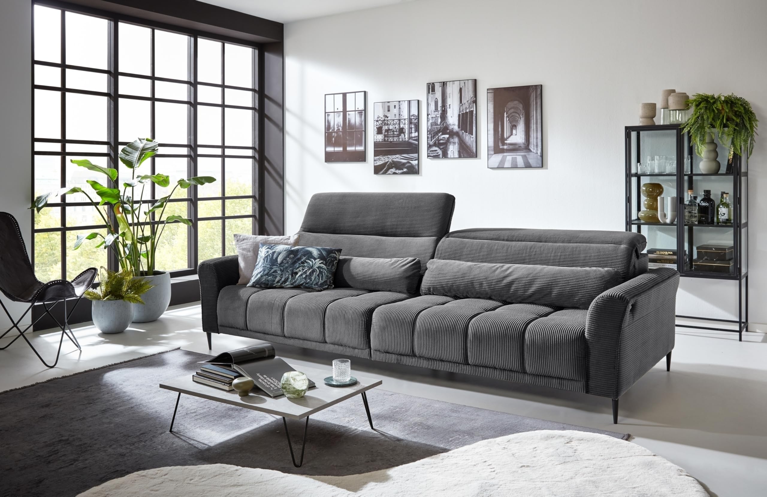Big-Sofa >Wolve< in grau, 2 elektrische XXL-Sitztiefenverstellungen, Nosagunterfederung, Polyätherschaum, 2 manuell verstellbare Kopfteile, inkl. 2 Zierkissen (Nierenkissen), 280x108x118 cm (BxHxT)