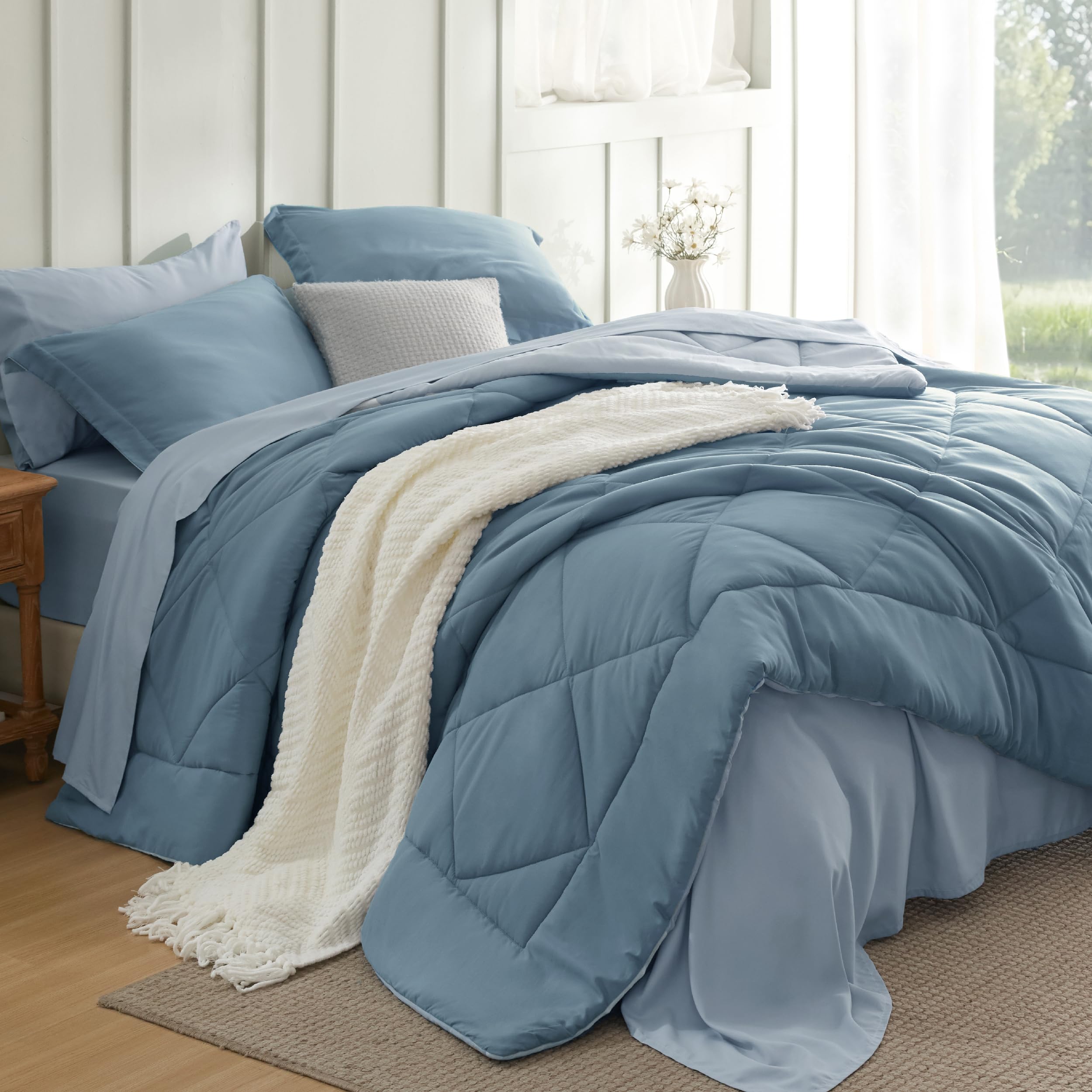 Bedsure Twin Comforter Set Reversible Bed Set 5 Pcs Grayish Blue/Baby Blue