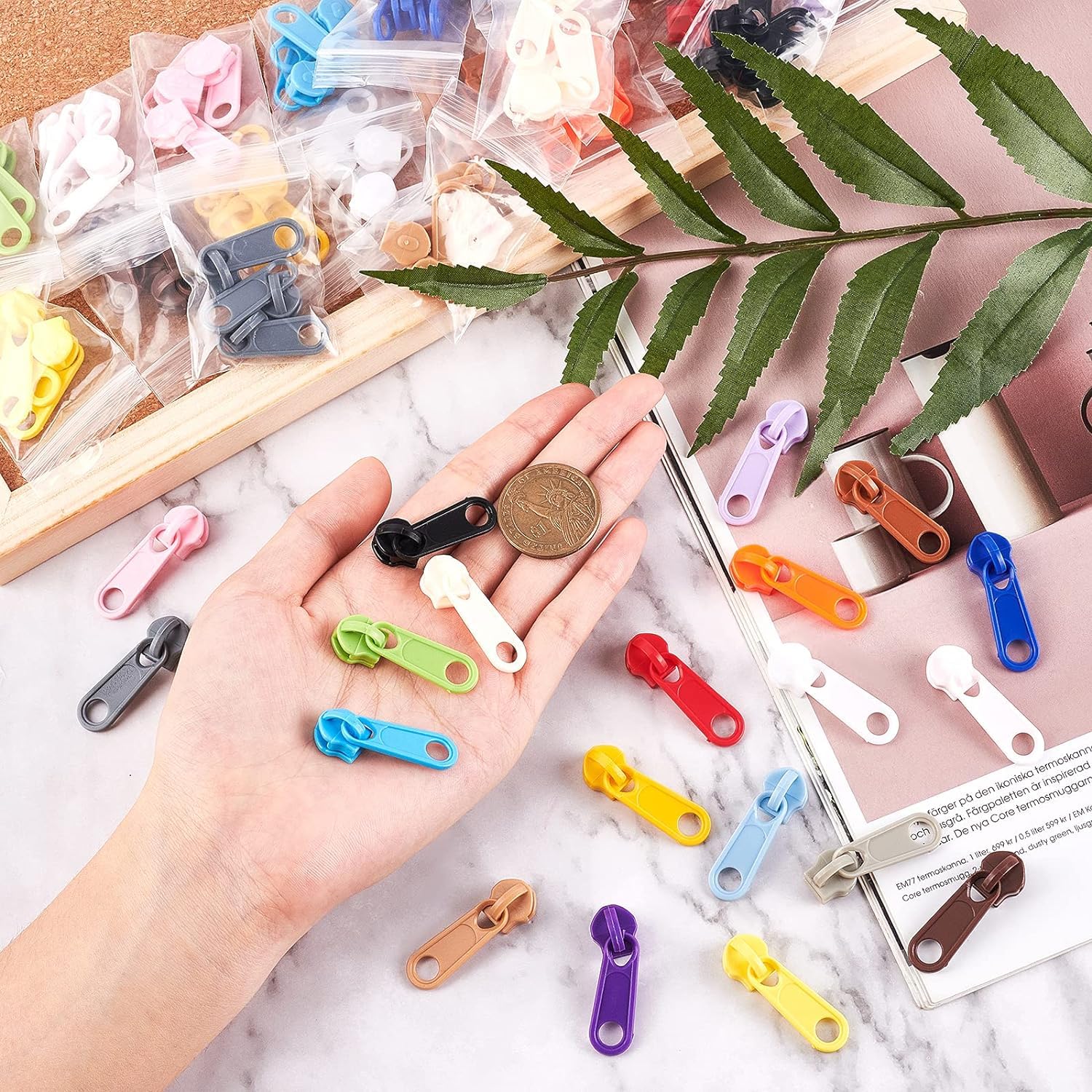 Amazon.co.jp: FINGERINSPIRE 80個 #5 プラスチック ジッパー