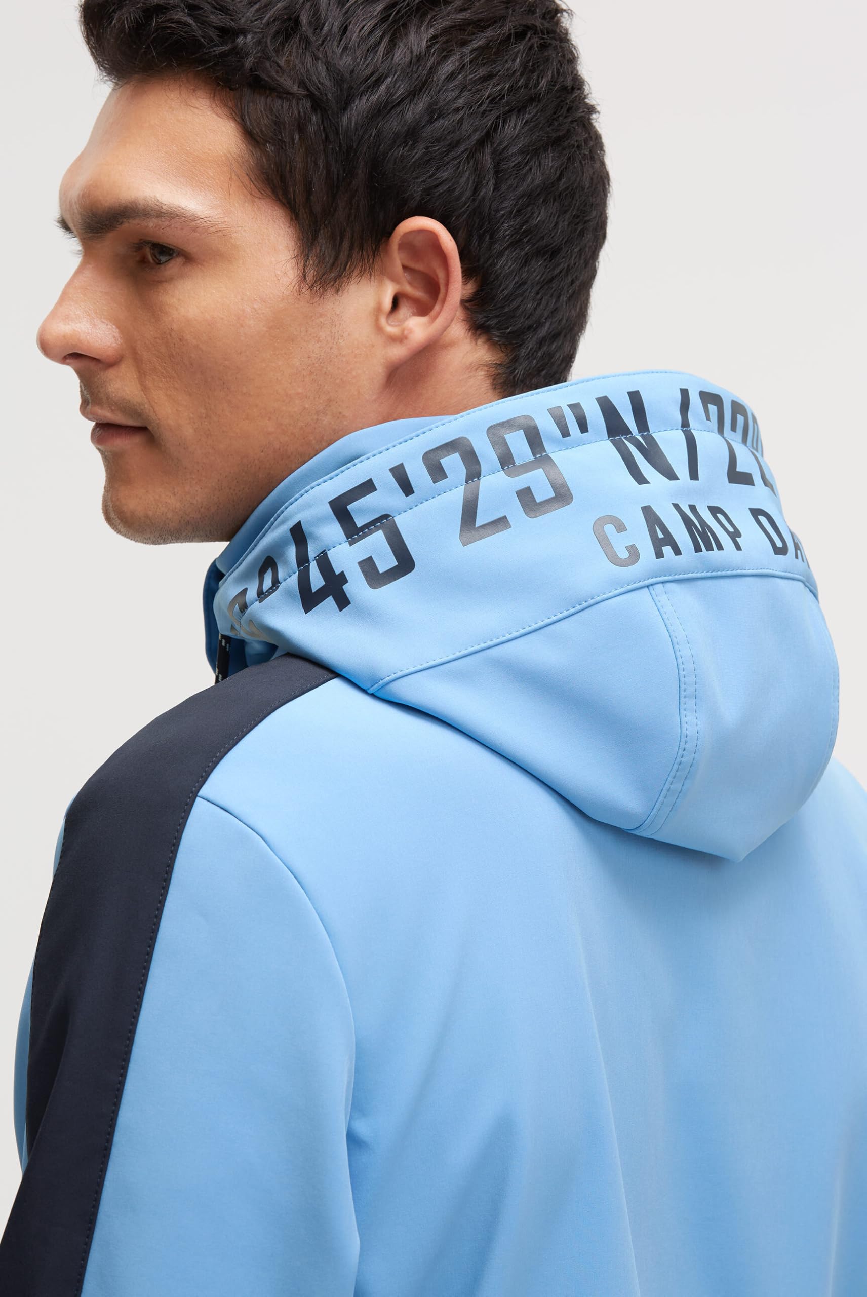 Camp David Herren Softshelljacke mit abtrennbarer Logo-Kapuze