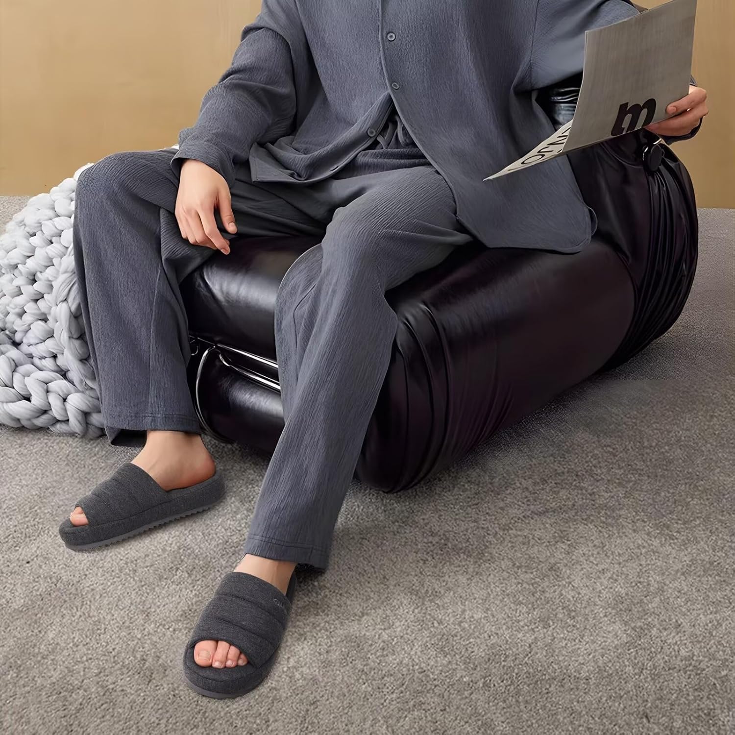 KuaiLu Men's Fashion Quilted Cotton-blend Fabric Sandal Slippers Cozy Memory Foam Indoor/Outdoor House Shoes with Lightweight Soft Cushion Footbed Hard Rubber Sole - Image 2