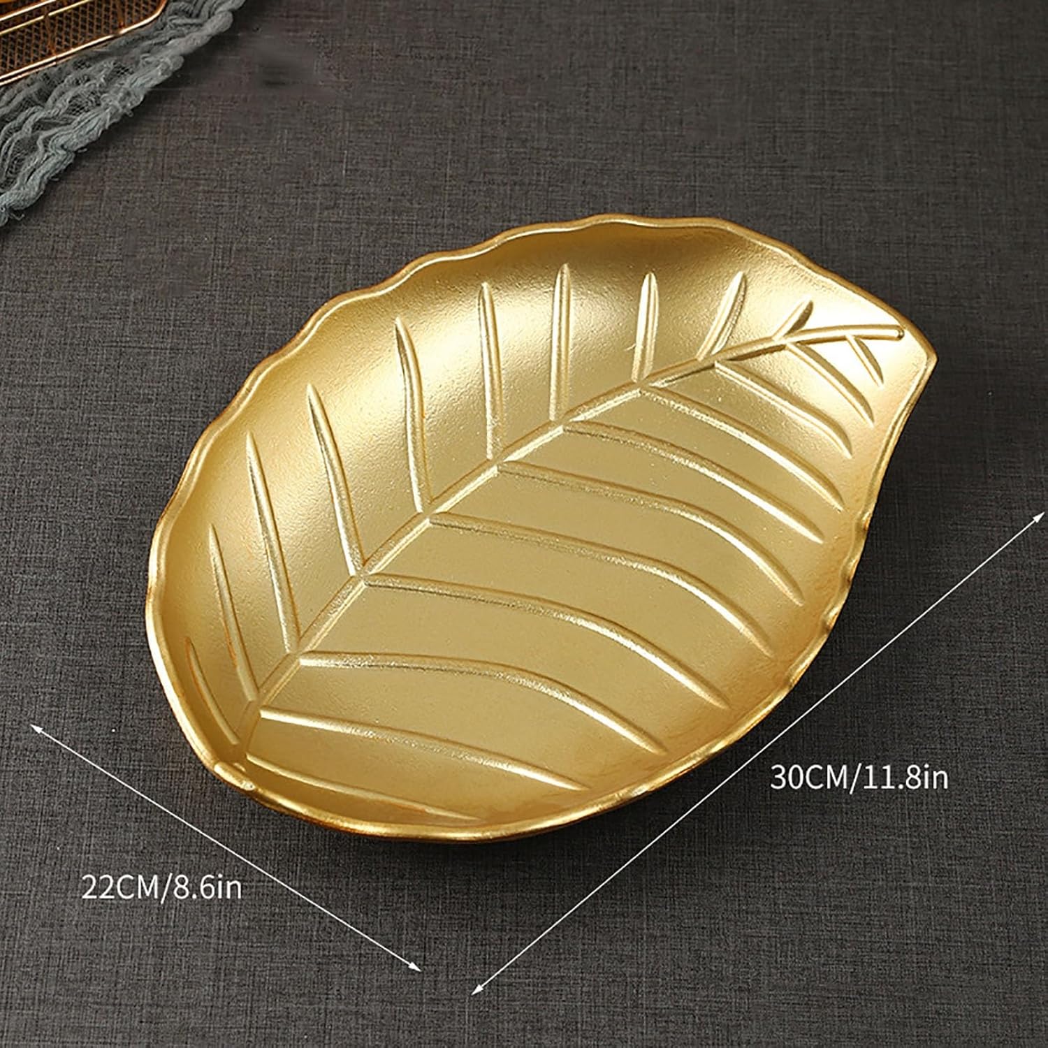 Gold Tray Decorative, Leaf Shaped Trinket Dish, Leaf Tray Fruit Plate Tray Fruit Bowl Leaf Tray Decorative Fruit Plate Serving Dessert Plate for Home(B)