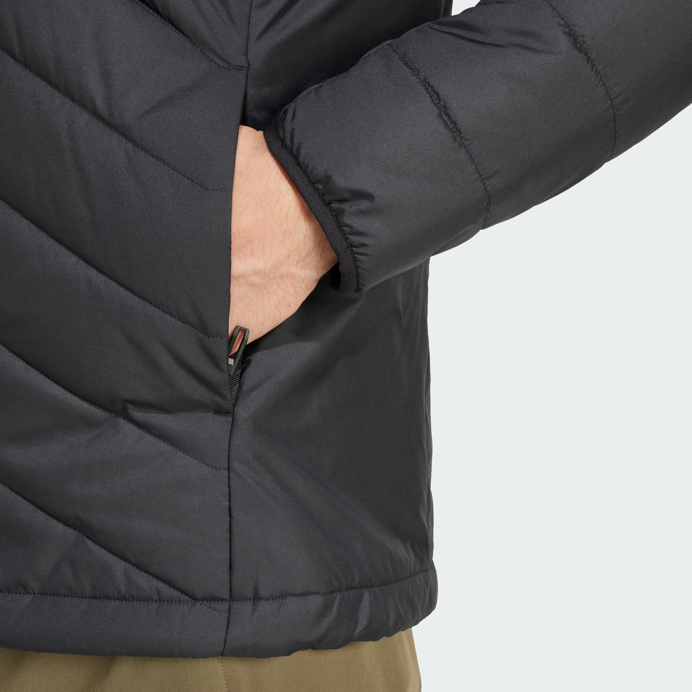 adidas Men's Terrex Multi Synthetic isolierende Jacke