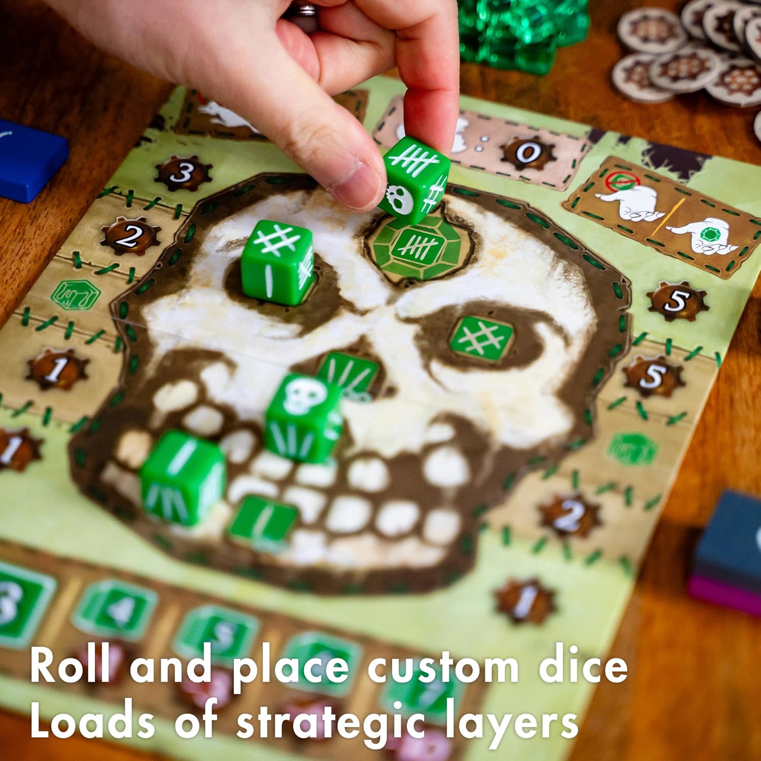 Thunderworks Games - Emerald Skulls | Dice Game with Real-time Betting | Push Your Luck Strategy Board Game | Fast Action Casino-style Group Play | Family Game for 1-6 Players, Ages 14+, 30-45 Minutes