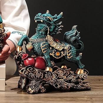 Amazon.co.jp: 麒麟 キリン 置物 金運アップ 招財 風水置物 動物