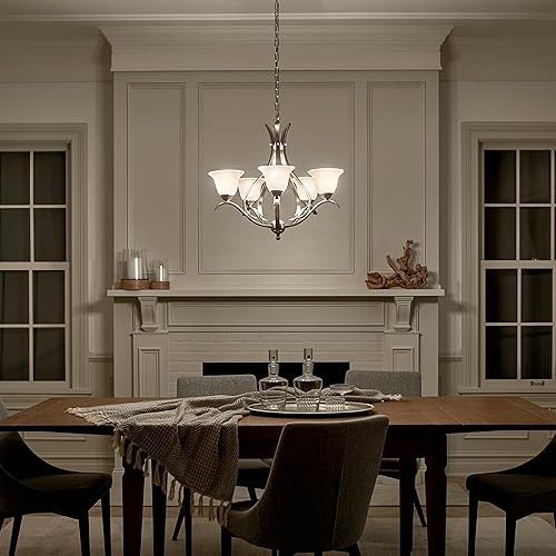 Vista 7 de Kichler Dover - Lámpara de araña de 23 pulgadas en níquel cepillado, 5 luces clásicas para vestíbulo o comedor con vidrio semillado grabado