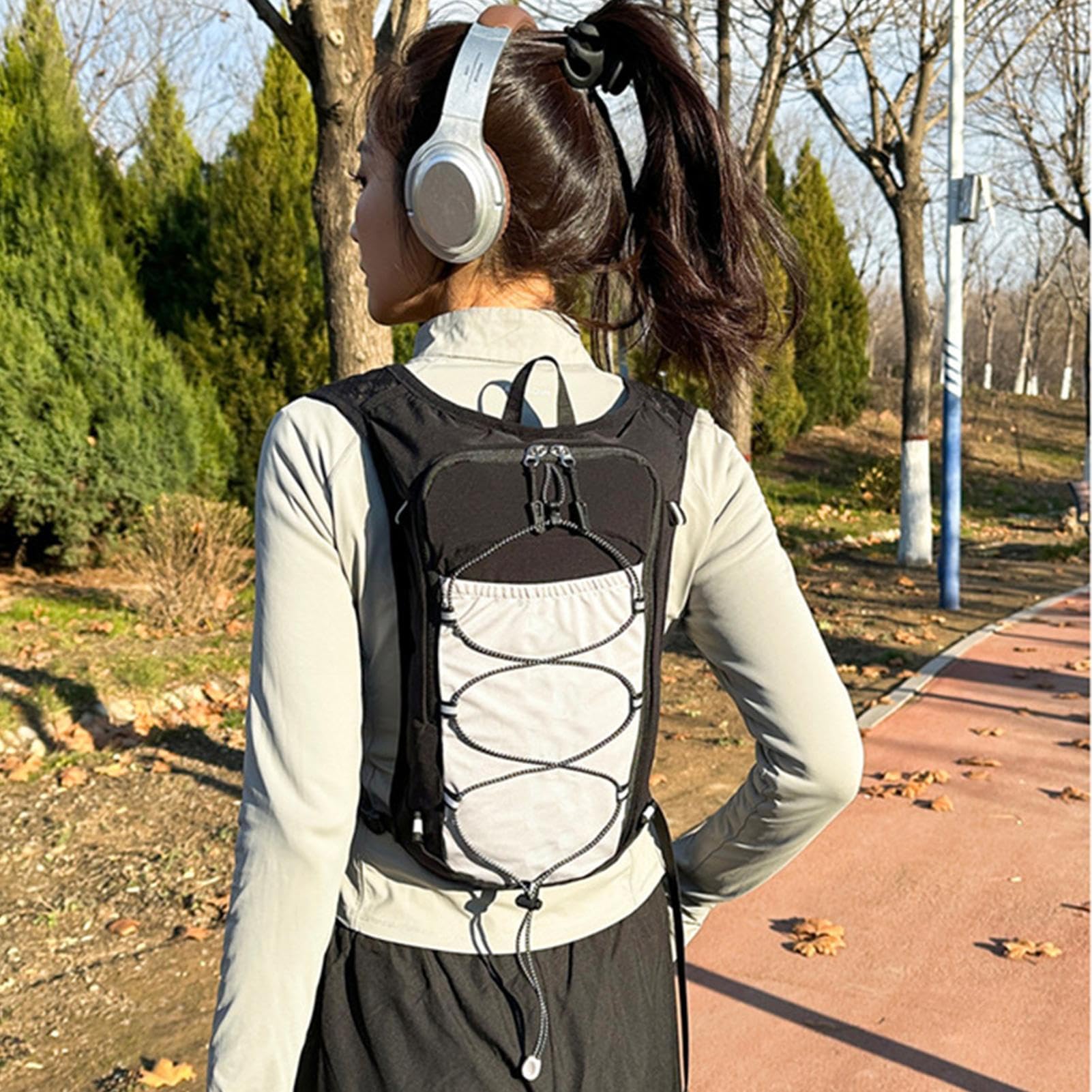 Gilet de course avec système d'hydratation pour course à pied, gilet d'hydratation de poitrine avec bandes réfléchissantes, système d'hydratation pour vélo, pour la course, la randonnée, l'alpinisme