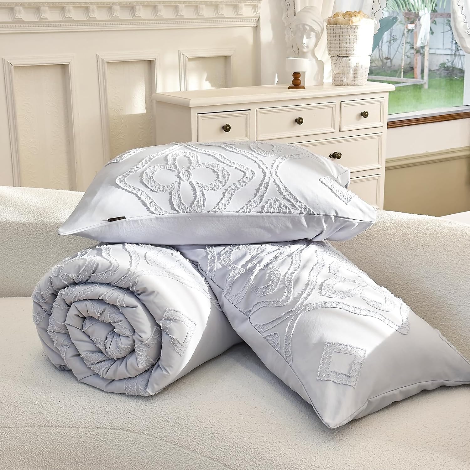 Boho Queen Comforter Set 3 Pcs Grey Tufted Floral All Seasons | Lightweight Fluffy Soft Breathable Microfiber Quilt 3 Piece Textured Bedding Set Ideal For Bohemian Chic And Farmhouse Decor