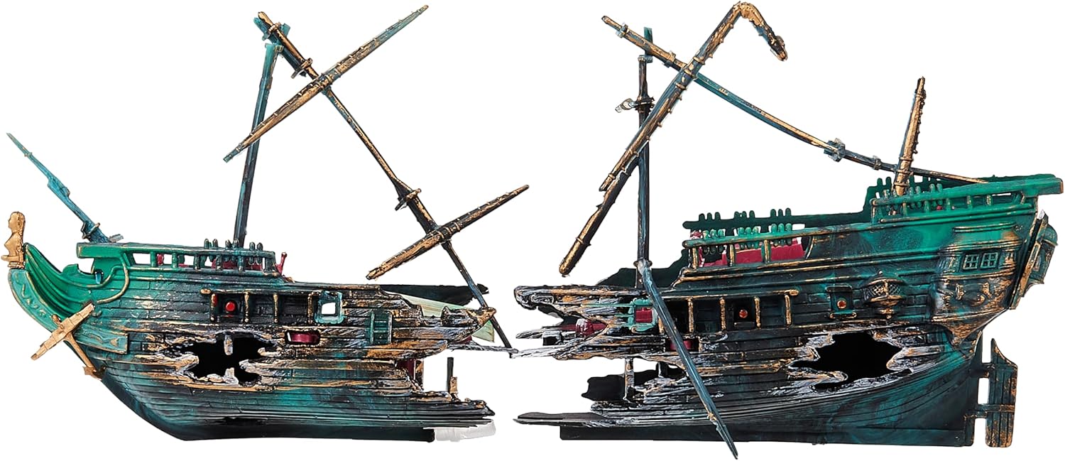 Penn-Plax Shipwreck Aquarium Decoration Ornament with Moving Masts, Lifeboat, and Bubble Action