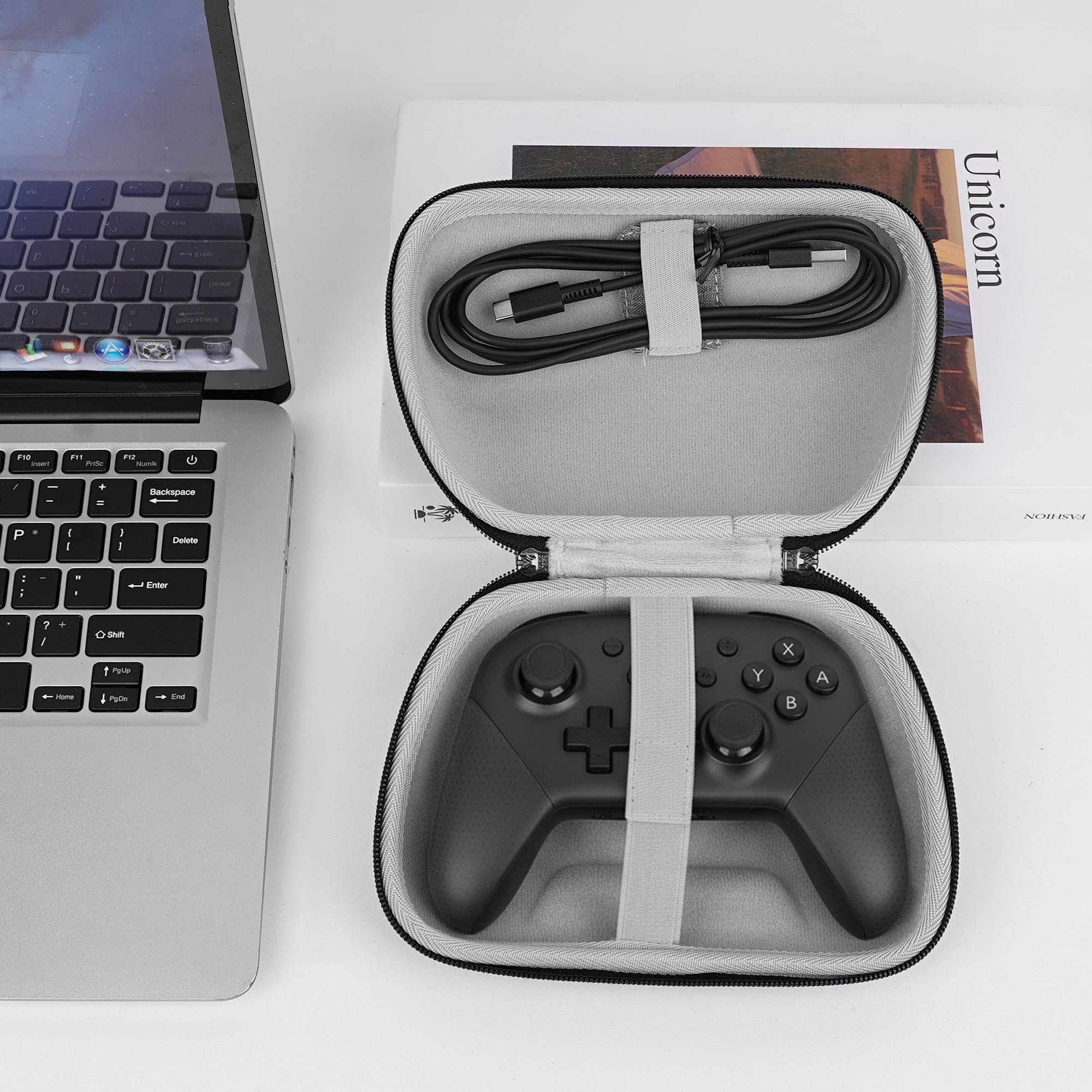 Amazon.co.jp: Geekria コントローラートラベル収納ケース Switch Pro