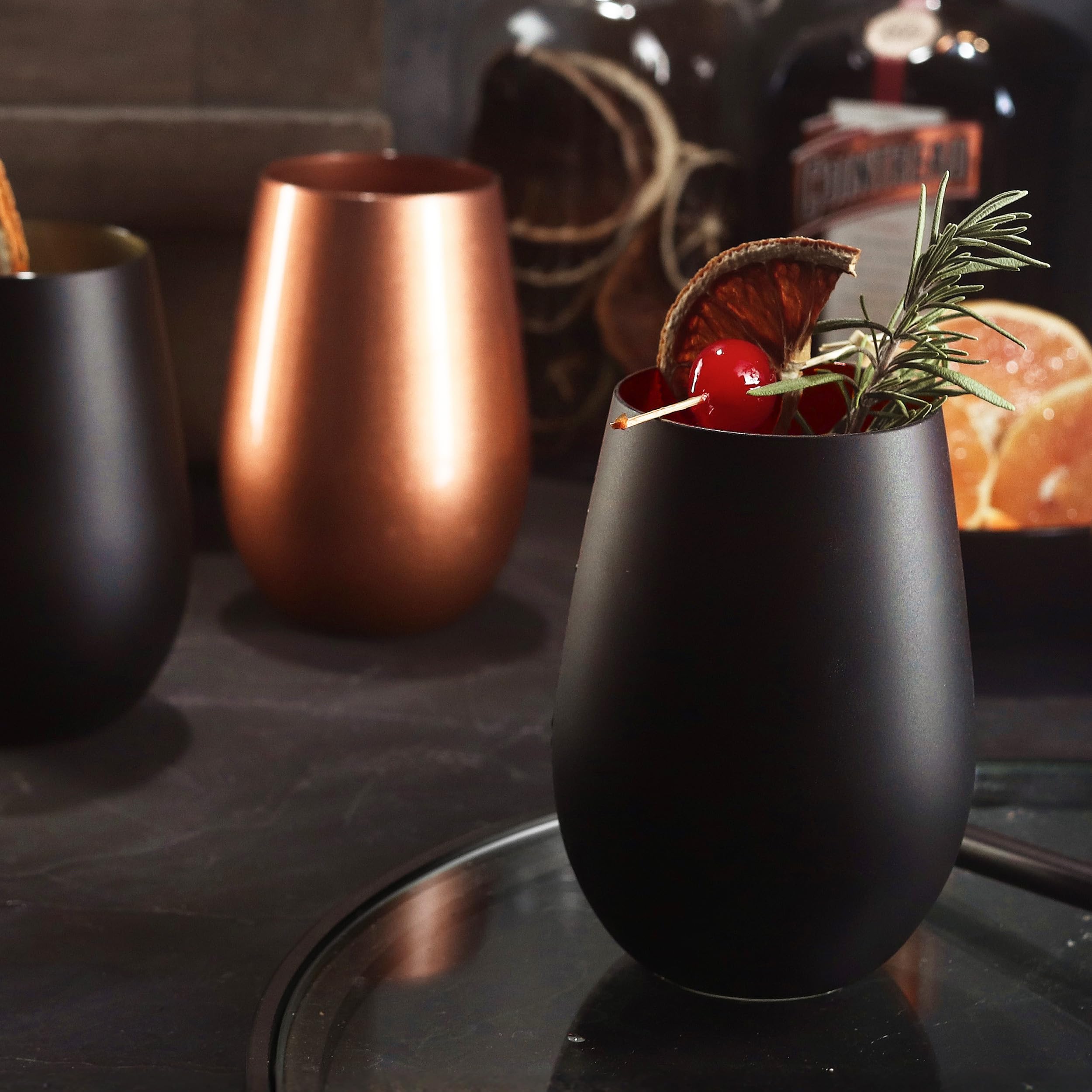 Stölzle Lausitz Elements Metallic Wassergläser Schwarz-Rot 465 ml, 6er-Set | Schwarz-rote Wasser-, Saft- und Allroundgläser für Cocktails und Getränke, aus Kristallglas, stoßfest & spülmaschinengeeignet