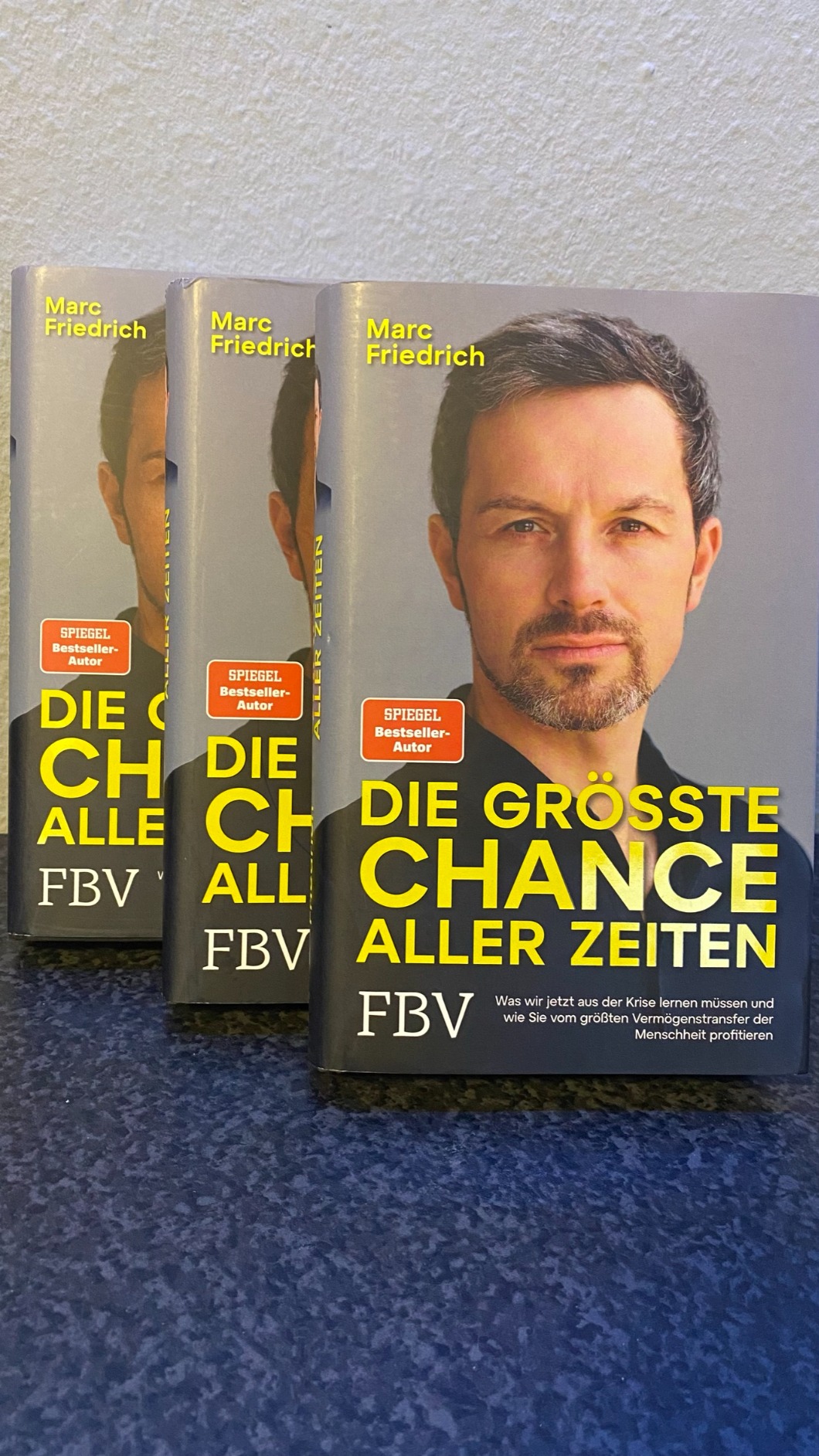 1 Mal gekauft, verliehen, 3 mal nachgekauft und nun an die Engsten verschenkt!