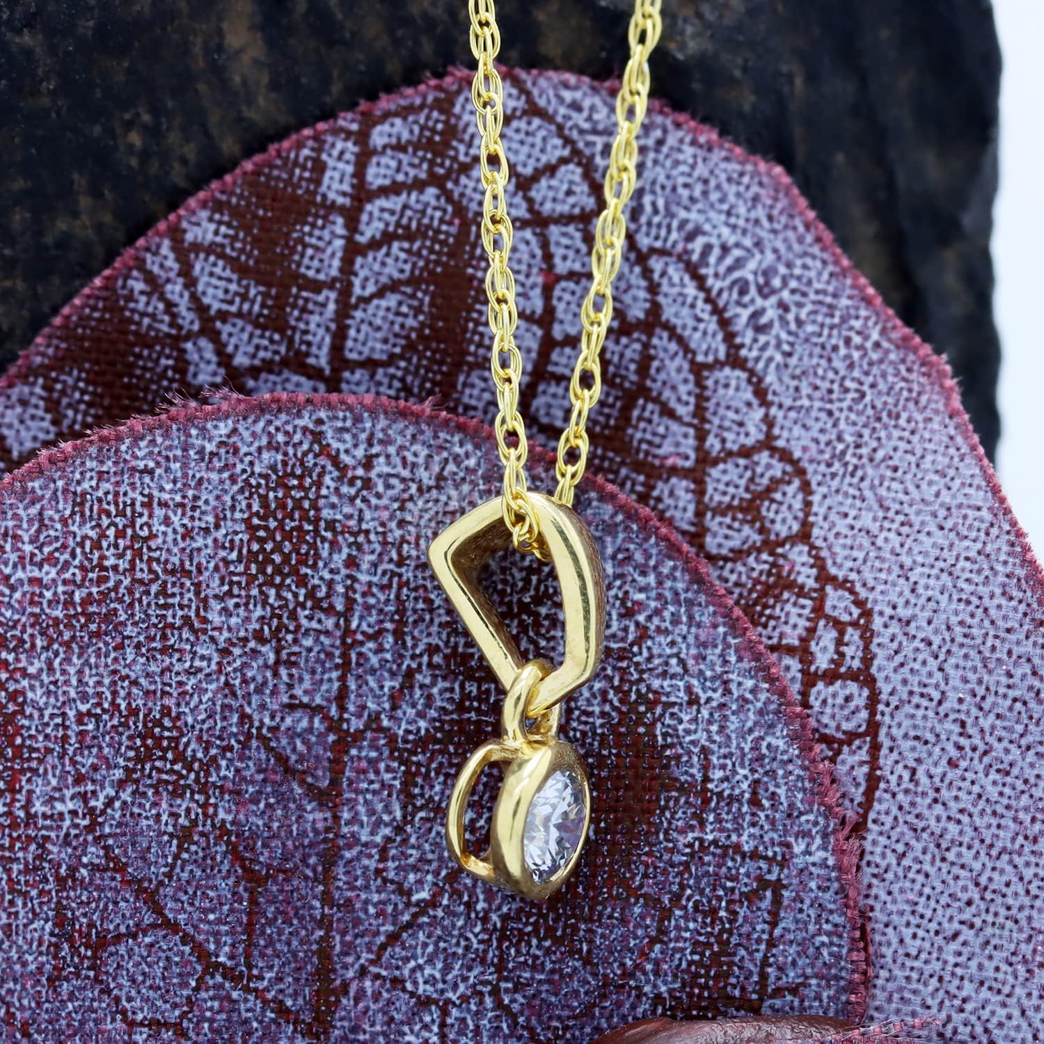 SAVEARTH DIAMONDS 1/6-1/3 CT TW Lab Grown Diamond Pendant Necklace For Women-Sparkling GH Color VS-SI Clarity 14k Gold Plated 925 Sterling Silver Necklace With Chain,
