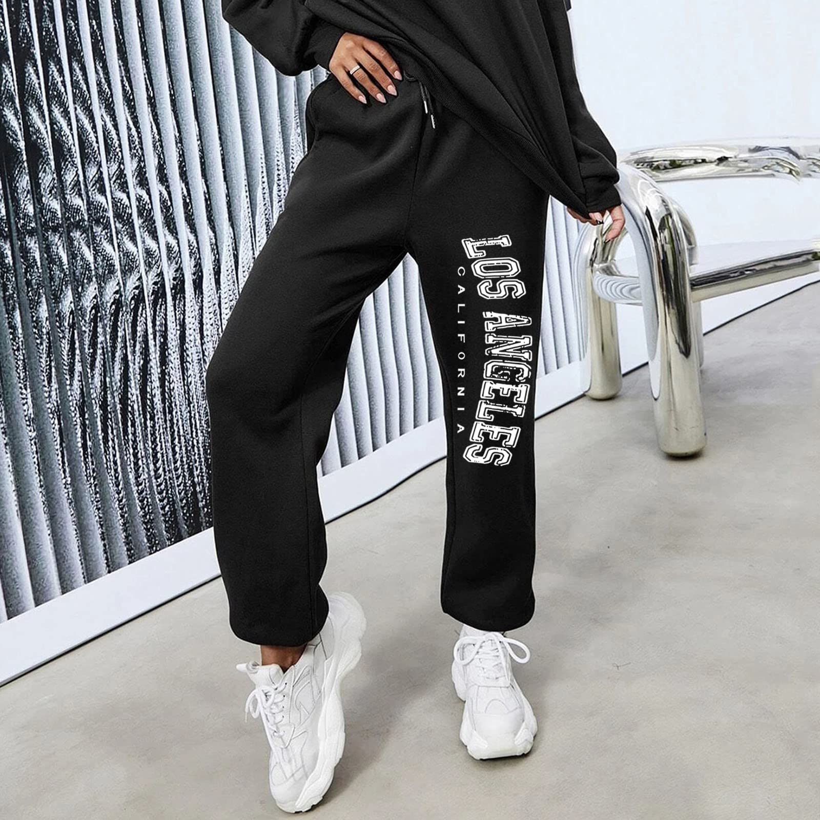 CELINE ズボン スポーツ ヨガパンツ CELINE ズボン スポーツ ヨガパンツ 海外 CELINE(セリーヌ) ヨガ