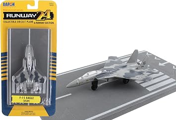 Daron Worldwide Trading Runway24 F-15 Military Vehicle