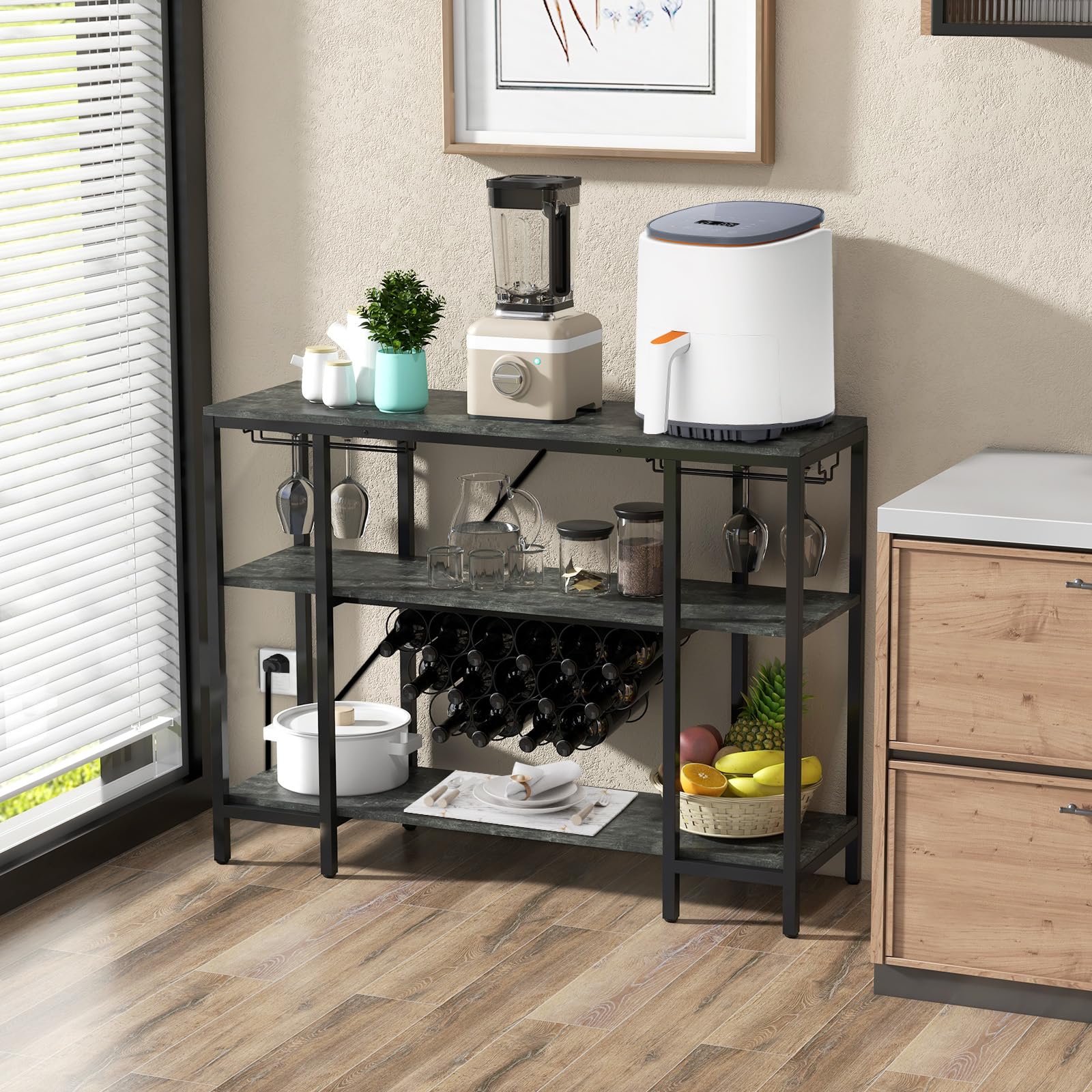 GYMAX Mobile Portabottiglie di Vino a 3 Livelli con Prese, Tavolo da Bar per Liquori con Porta Calici, Struttura in Metallo, Tavolo Console per Soggiorno, Cucina e Sala da Pranzo (GRIGIO SCURO)