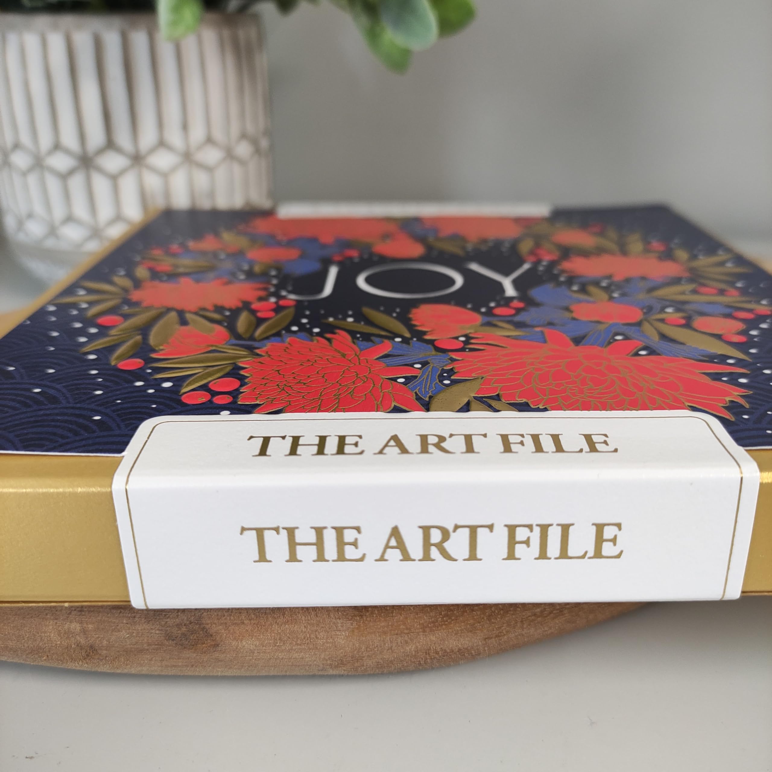 The Art File - 8 Pack Christmas Cards - Sakura Wreath Lux Box - LBX108, Multicoloured - Image 2