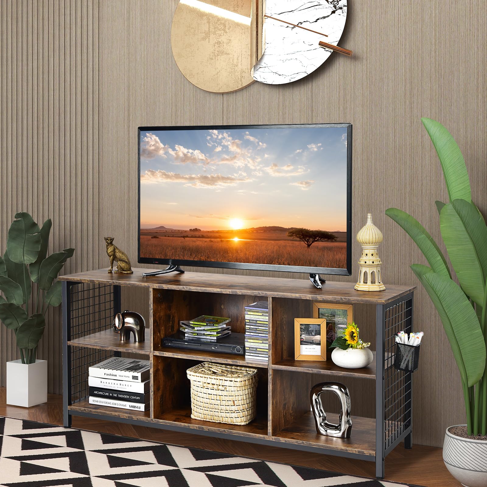 KOMFOTTEU Przemysłowa Szafka Pod Telewizor, 3-Poziomowa Ławka TV z Metalowym Uchwytem Wiszącym, Stół Telewizyjny, Styl Vintage, Do Telewizora 65 Cali, 140 x 40 x 63 cm, Salonu, Sypialni, Biura
