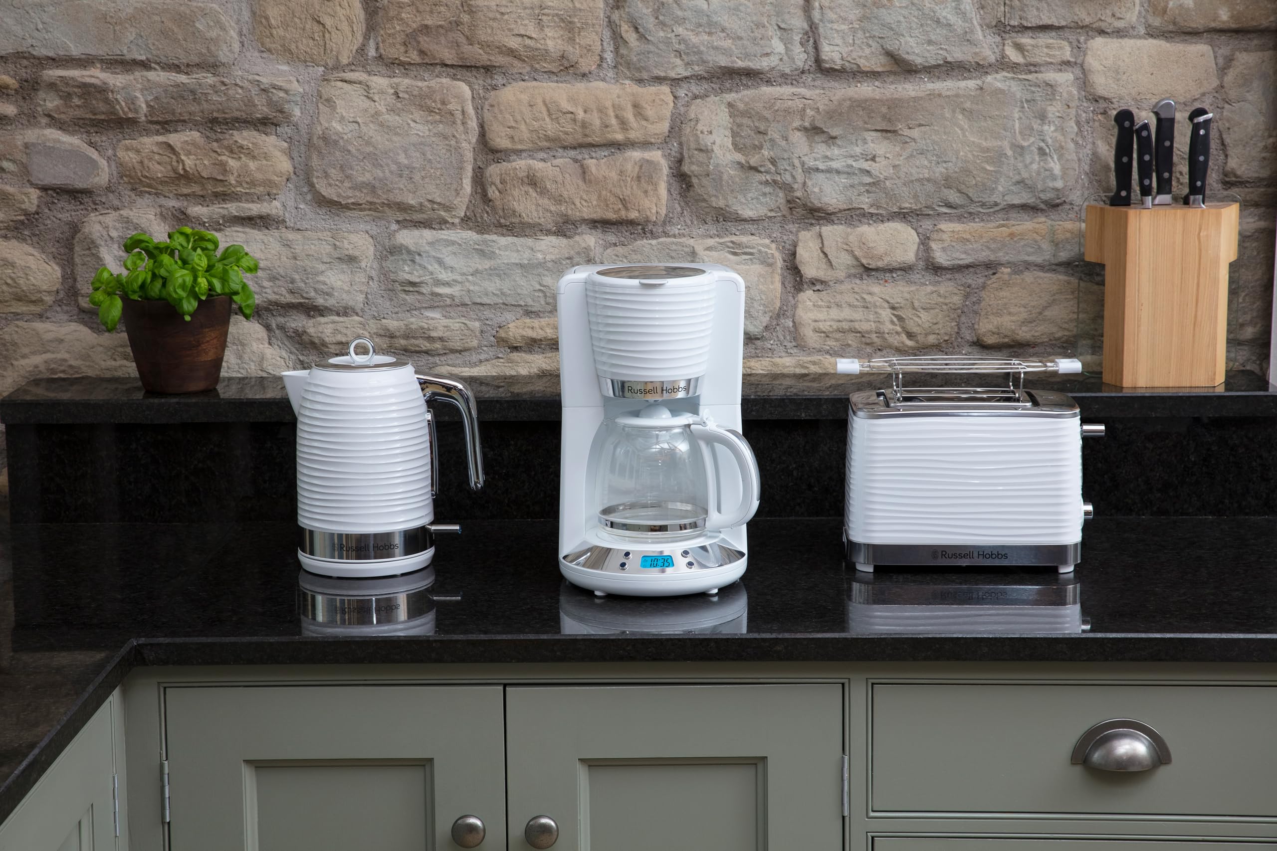 Russell Hobbs Tostadora Inspire, Plástico Texturizado, Blanco 24370-56 + Hervidor de Agua Eléctrico Inspire 1,7 litros 24360-70 + Cafetera de Goteo Inspire 24390-56