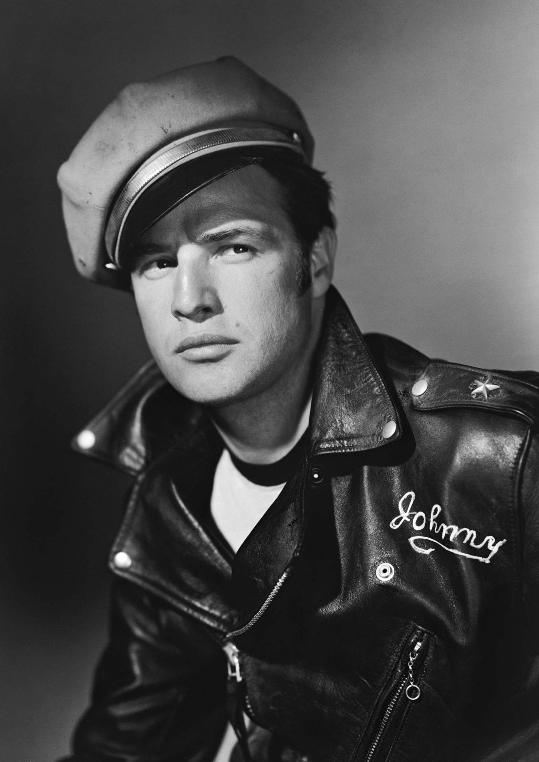 Boblet Posters Black And White Marlon Brando Classic Johnny A4 Unframed American Actor Film Cinema Movie Star Black White Poster Famous Young Handsome Man Picture Bedroom Artwork Print Photo Wall Decoration Reprint