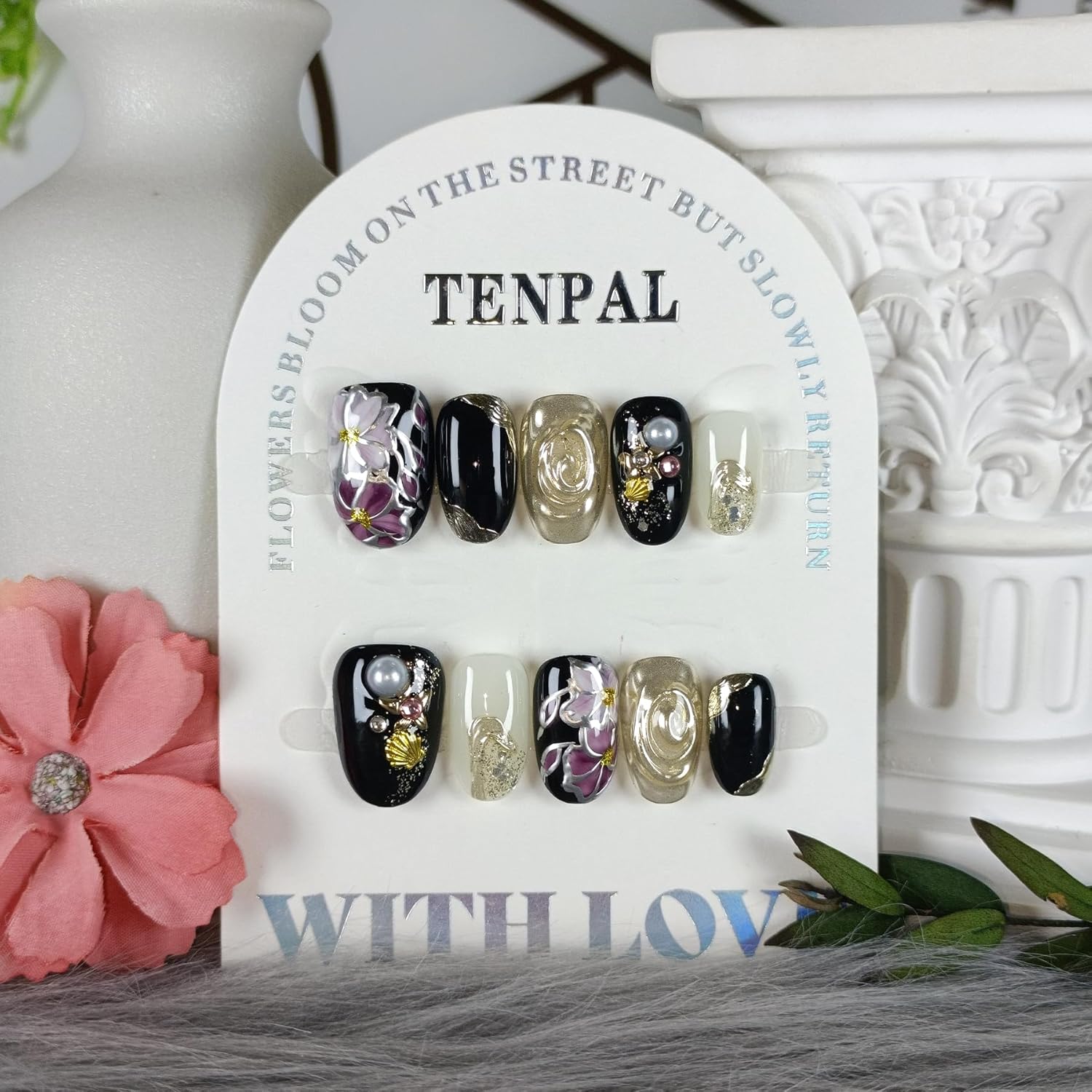 Black Gold Floral Cat Eye Short Oval Press On Nails With Tools,Glossy Glitter Hand-Painted Designs Glue on Nails, Acrylic Simple Retro Elegant Acrylic Fake Nails for Women,Chinese Nails(L)