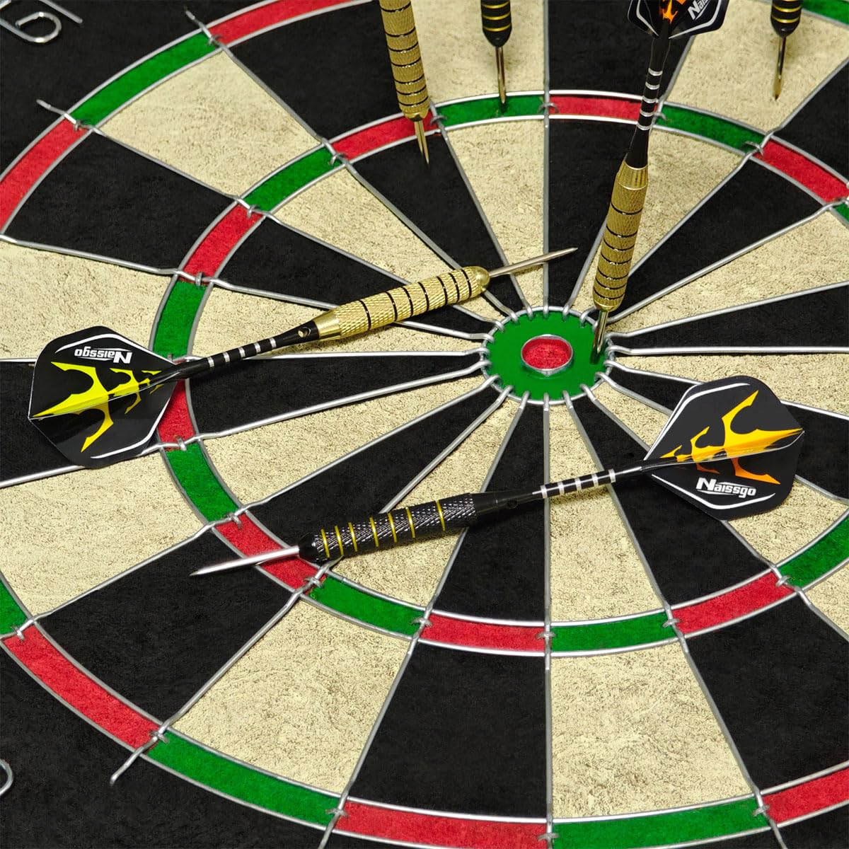 Dartscheibe Kork mit 6 Dartpfeile,Zahlenring Dartscheibe Set mit Dartwerkzeug, Oche-Linie, Wandhalterung