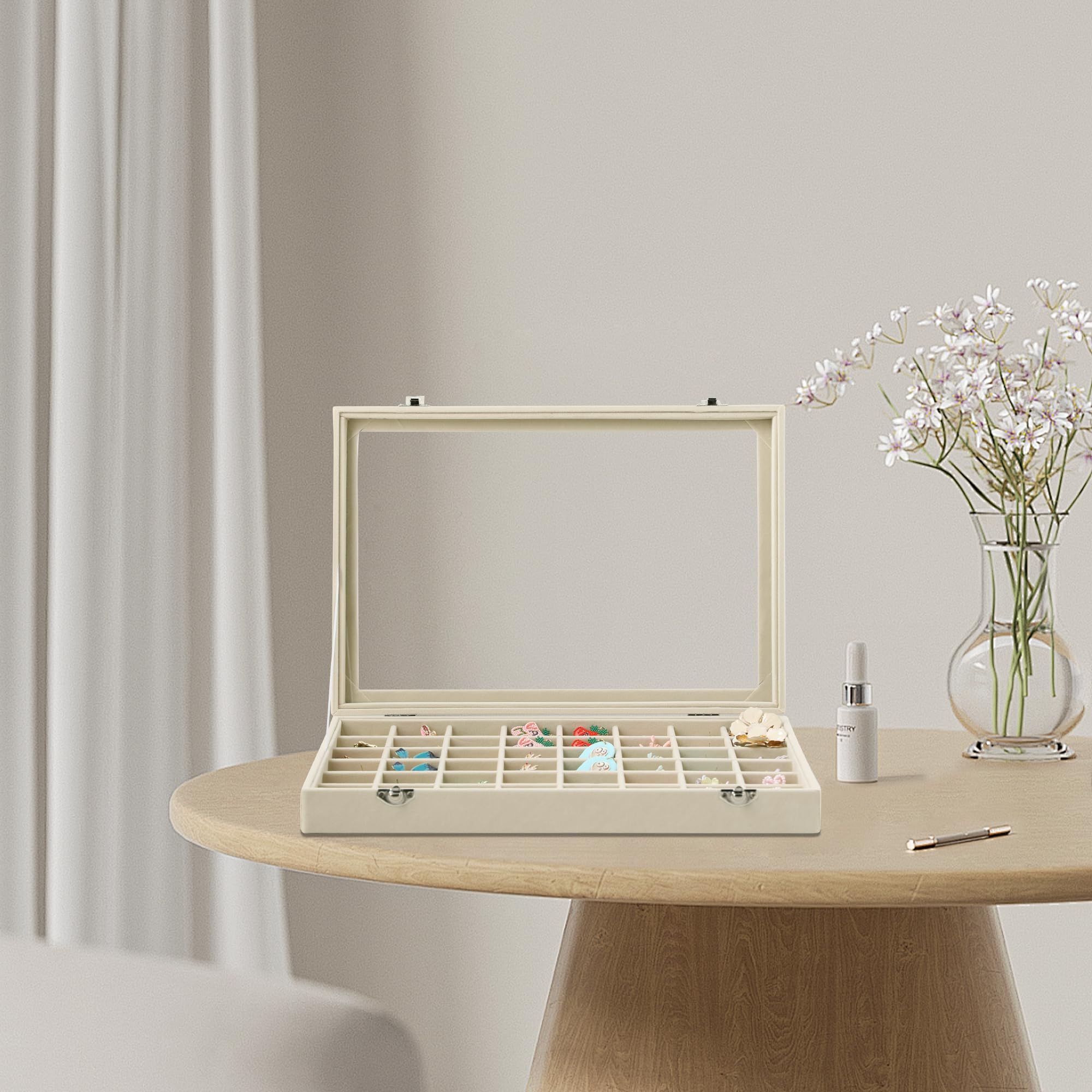 Frebeauty Bandeja para joyas con 48 compartimentos, soporte ajustable para pendientes con tapa de cristal, cajón de terciopelo, organizador de joyas para anillos (Beige)
