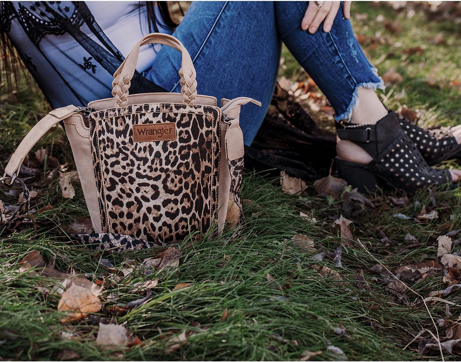 Wrangler Purse for Women Animal Print Crossbody Bags Top-Handle Shoulder Bag for Everyday Travel Casual Use