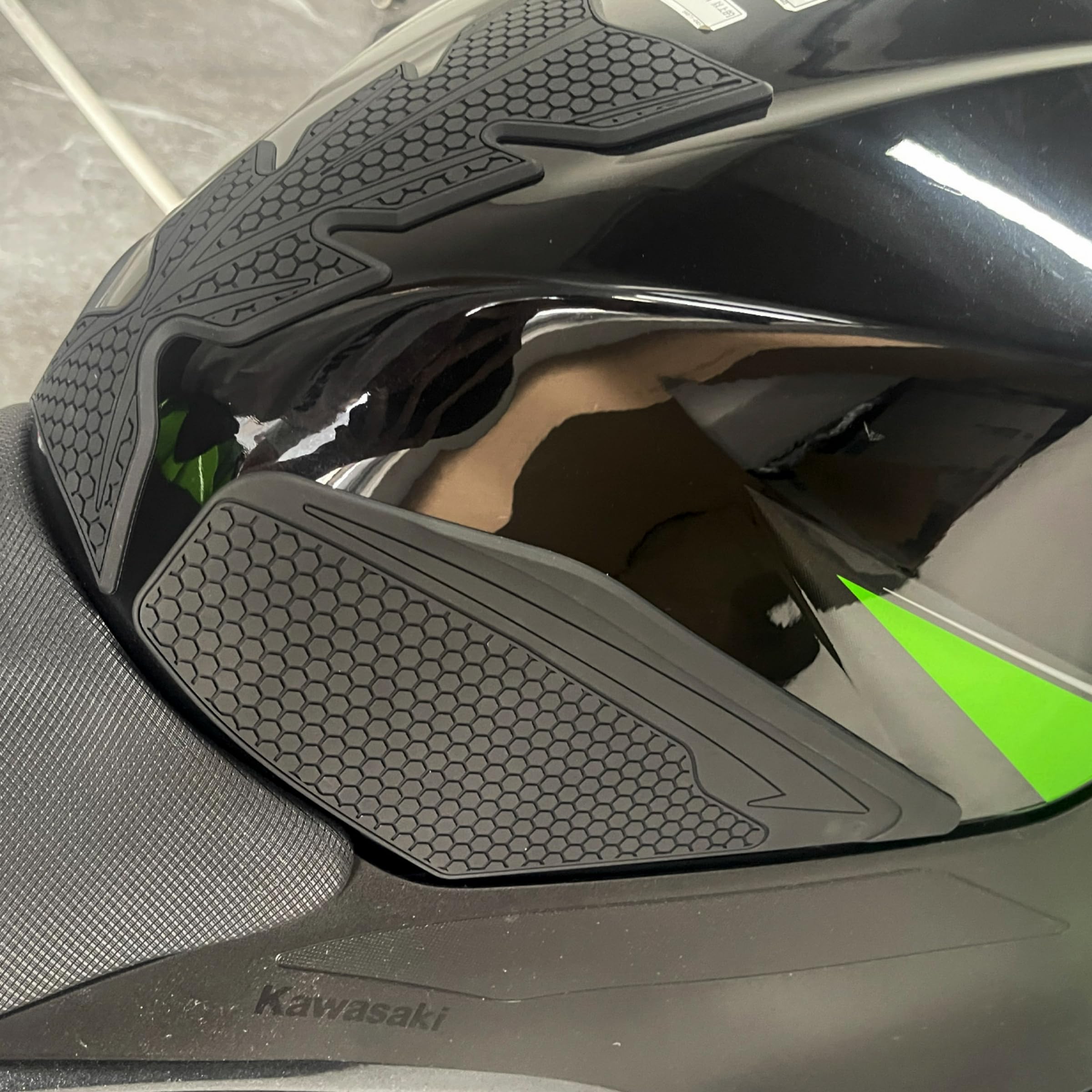 Amazon.co.jp: タンクパッド カワサキに適用 Ninja400 Z400 (18-24 