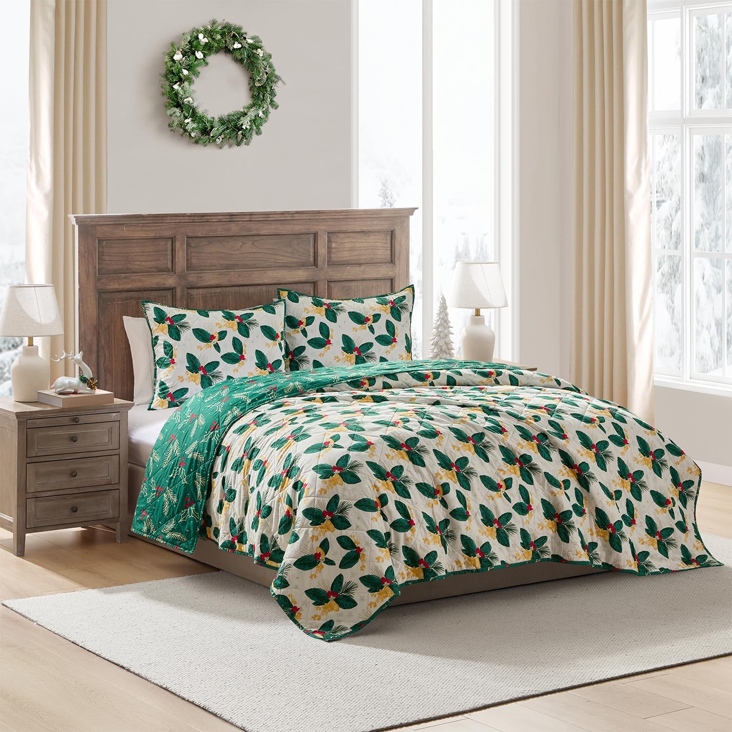 Hallmark King Size 3-Piece Holiday Quilt Set with Shams | Reversible Quilt with 2 Christmas Patterns | Lightweight & Cozy | Super Soft Microfiber Fabric | Wrinkle-Resistant | Green Poinsettia & Holly
