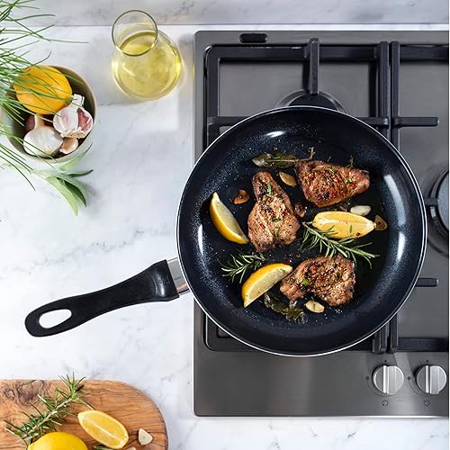 Miniatura 2 de BK Vivid Ceramic - Sartén antiadherente de inducción de 11 pulgadas, sin PFAS, apta para lavavajillas, color negro