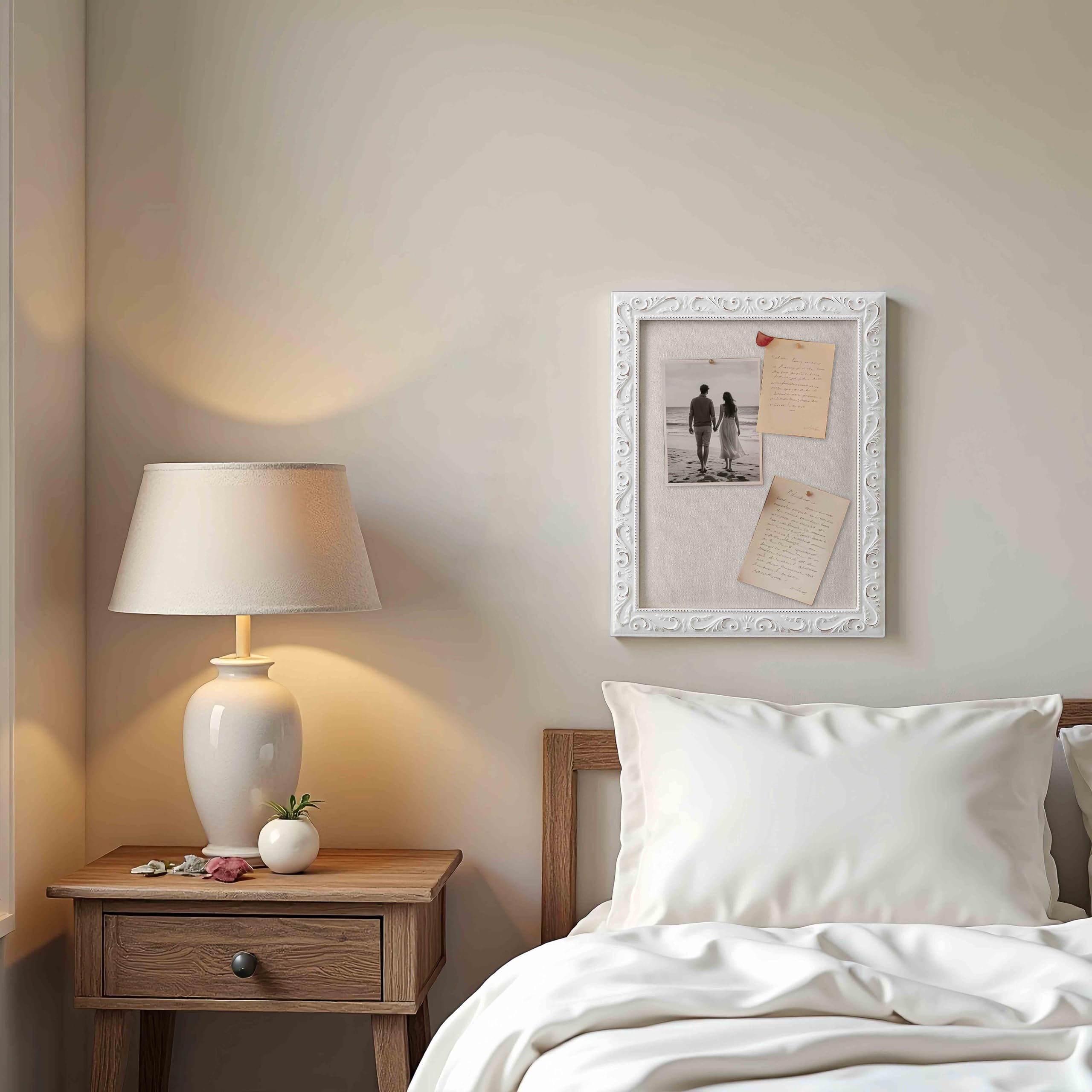 Blanc Vintage Tableau Liege Mural avec Cadre en Bois 40 x 32 cm,Tableau d'Affichage Liège Rustique, Petit Tableau pour Épingles