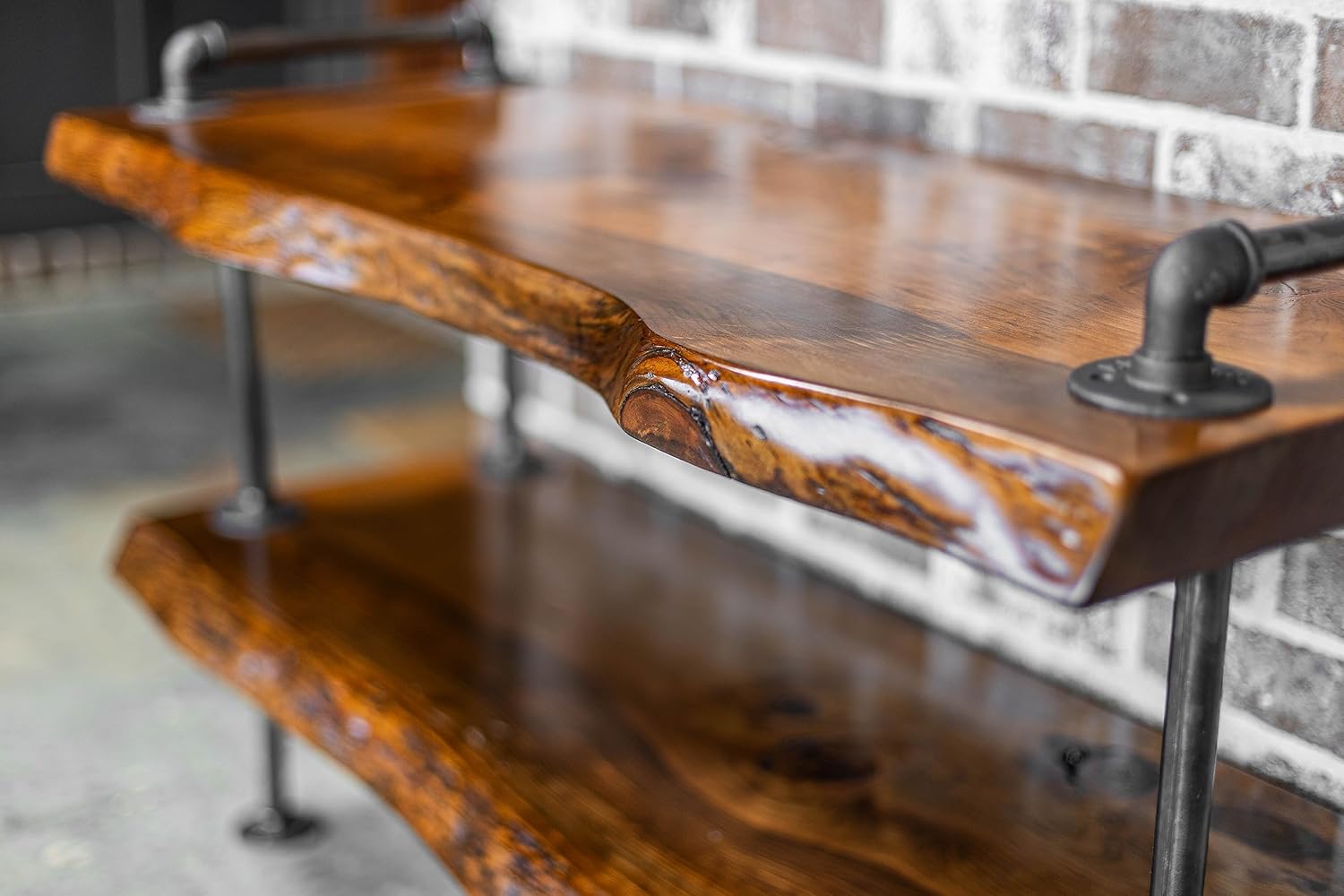 Handcrafted Southern Rustic Logwerks Industrial Pipe Live