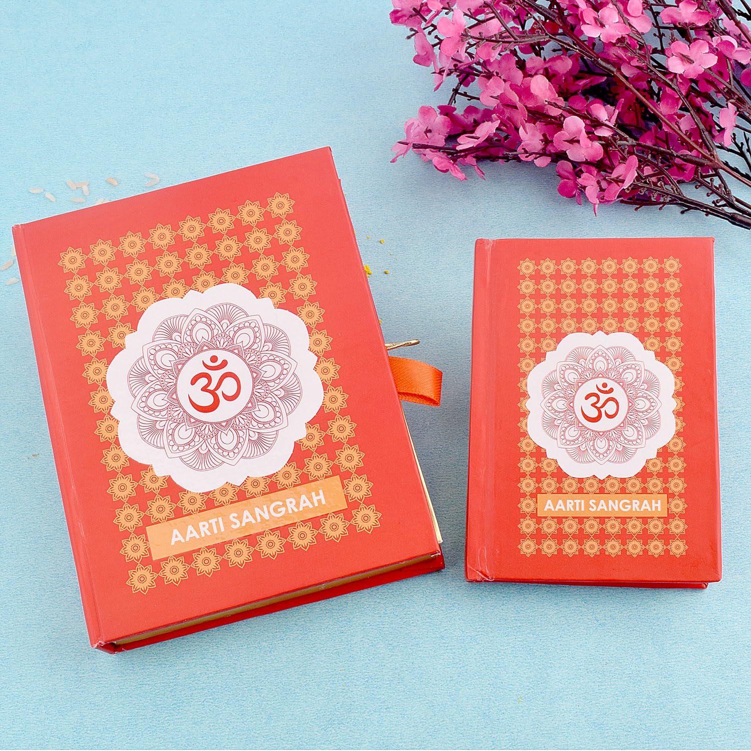 SATVIK Aarti Sangrah Pocket Size (Hindi & English) Devotional Spiritual Blessings Return Gift Items Ganesh Laxmi Hanuman Ram Shani Dev Parvati Gayatri Mata Hindu Religious Aarti Puja/Pooja Book