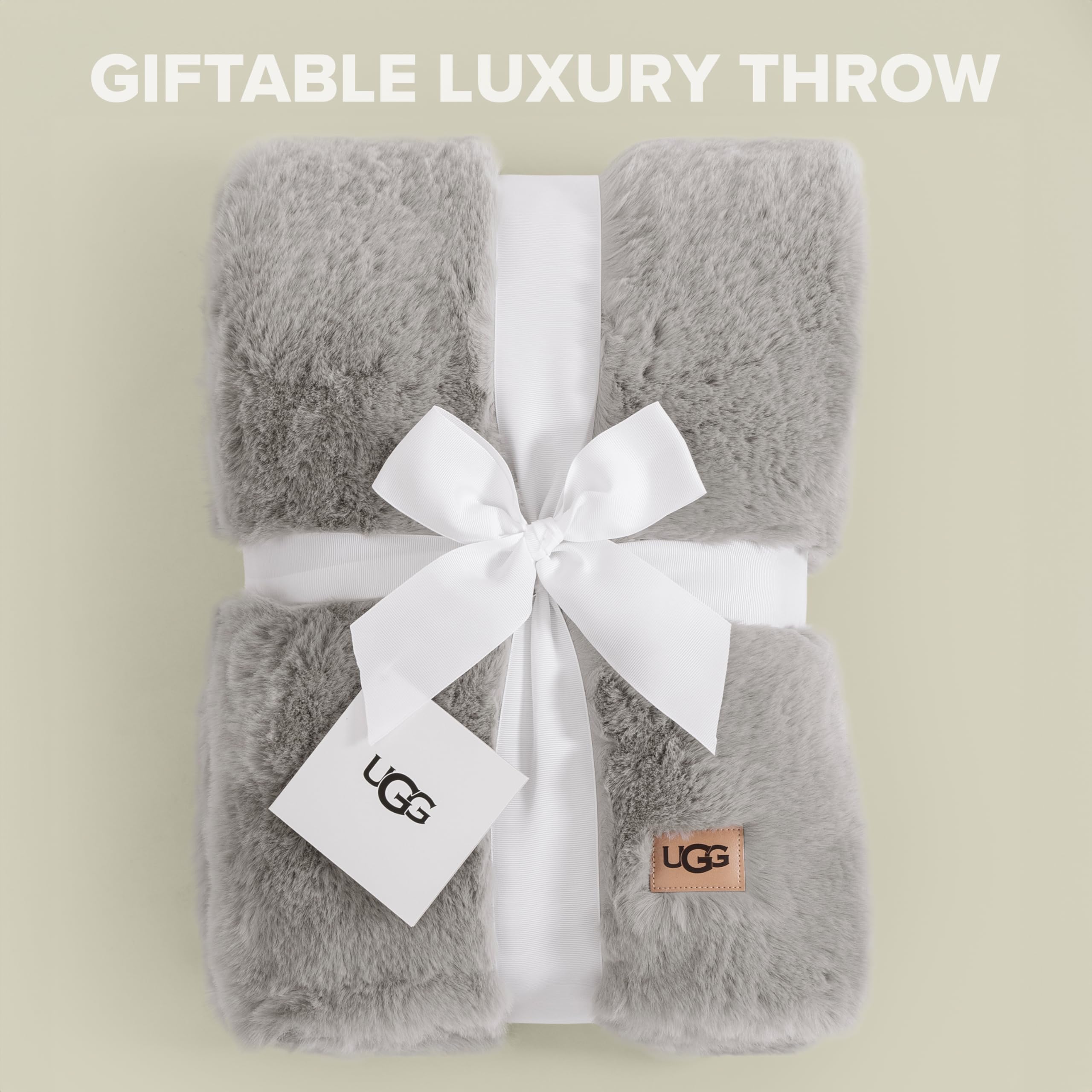 Amazon｜UGG Euphoria フェイクファー スローブランケット、ソファや