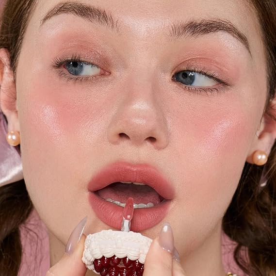 Flower Knows Strawberry Cupid Cake Lip Cream+Lip Brush (Creamy White)