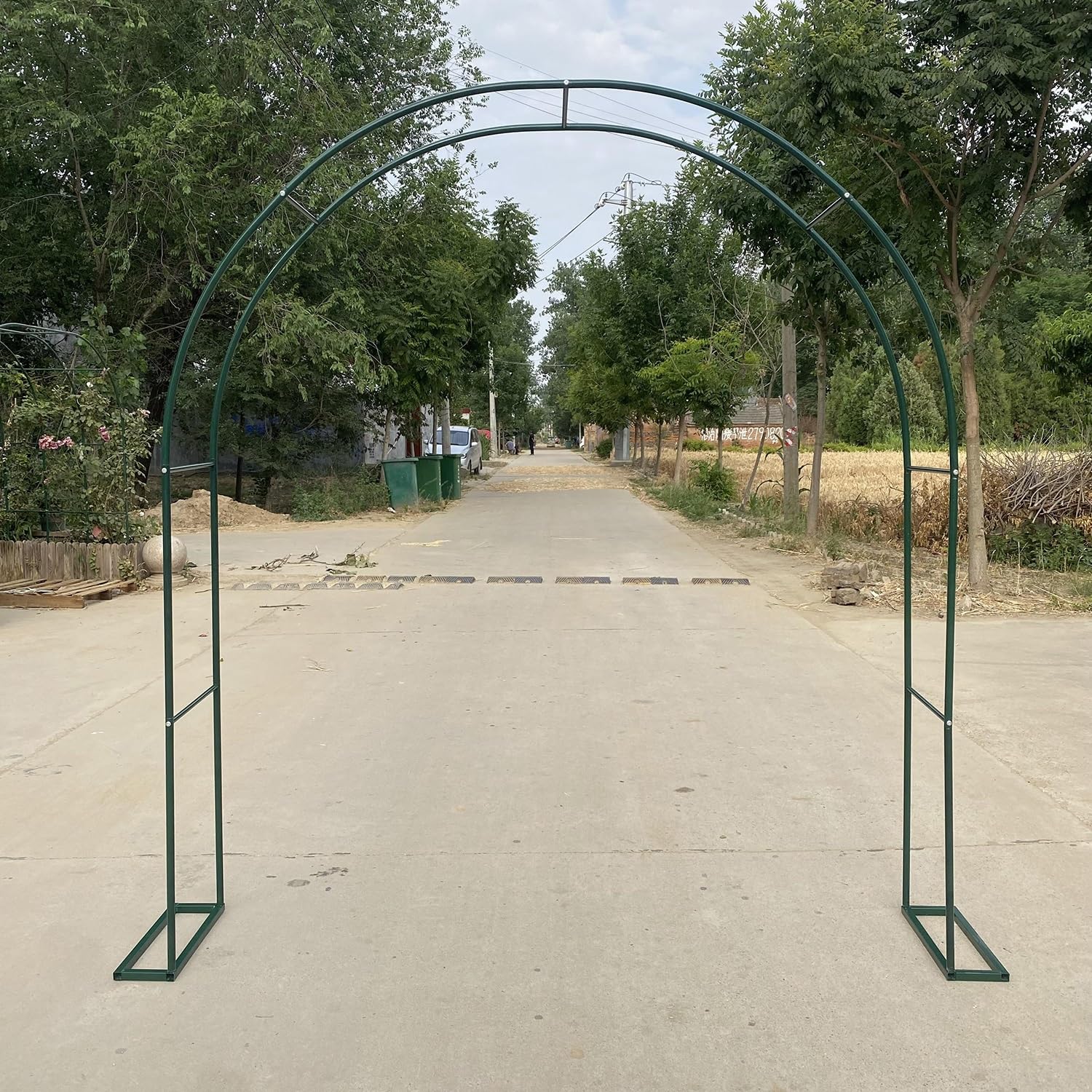 Arco de jardín de metal con base decorativa, estructura elegante de 120x220 cm verde