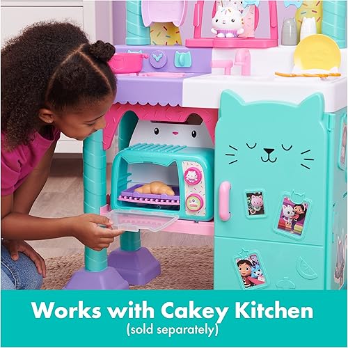 Miniatura 6 de Gabby's Dollhouse, Bakey con horno Cakey, juguete de cocina con luces y sonidos, accesorios de cocina de juguete y comida de juego, juguetes para