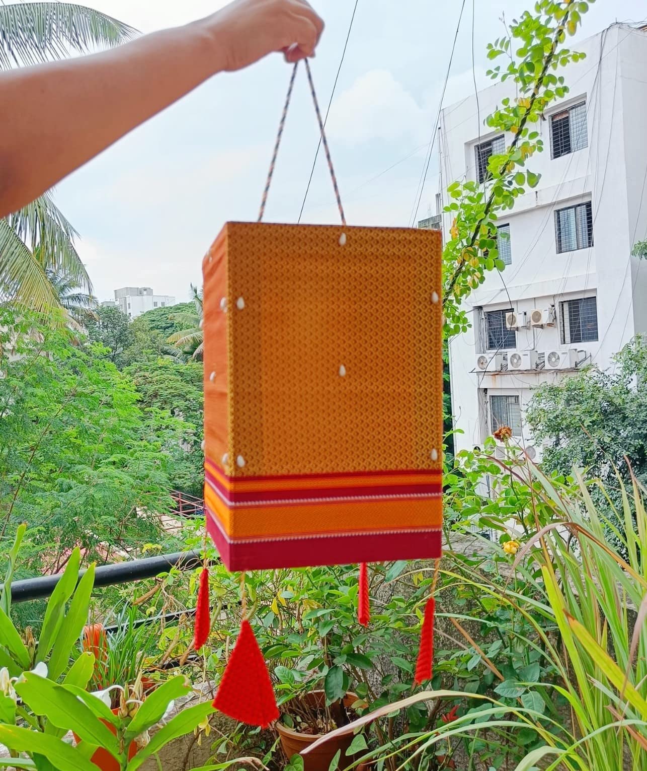 Unleashed Khun Lantern/Kandil/AkashDiya for Diwali Festive Celebration, Home Decoration. Unique, Trending Handcrafted, Handmade Decor, Foldable Reusable Lamp Shade. Easy to Use. (Golden)