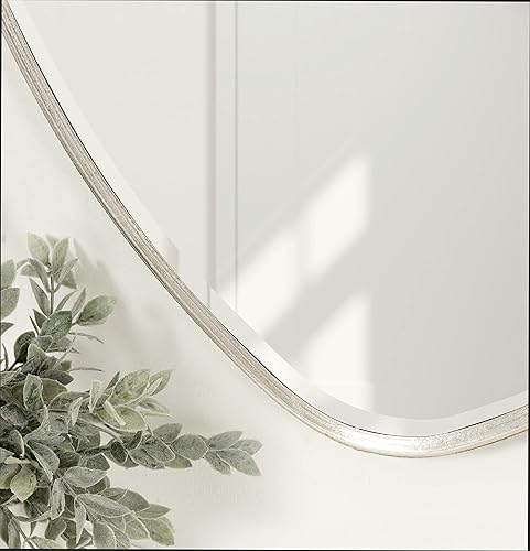 Miniatura 8 de Kate and Laurel Caskill - Espejo de pared tradicional con escudo de 24 x 32 pulgadas, plateado, espejo decorativo y glamoroso con marco en forma de