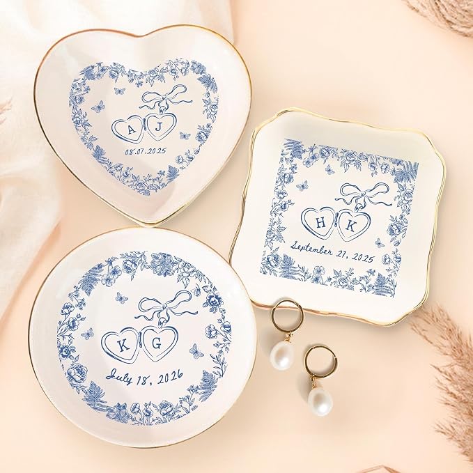 NAZENTI Personalized Wedding Ring Dish with Initials and Date, Custom Jewelry Tray, Engagement Ring Tray, Bridal Shower Gift, Wedding Table Décor, Gift for Wife