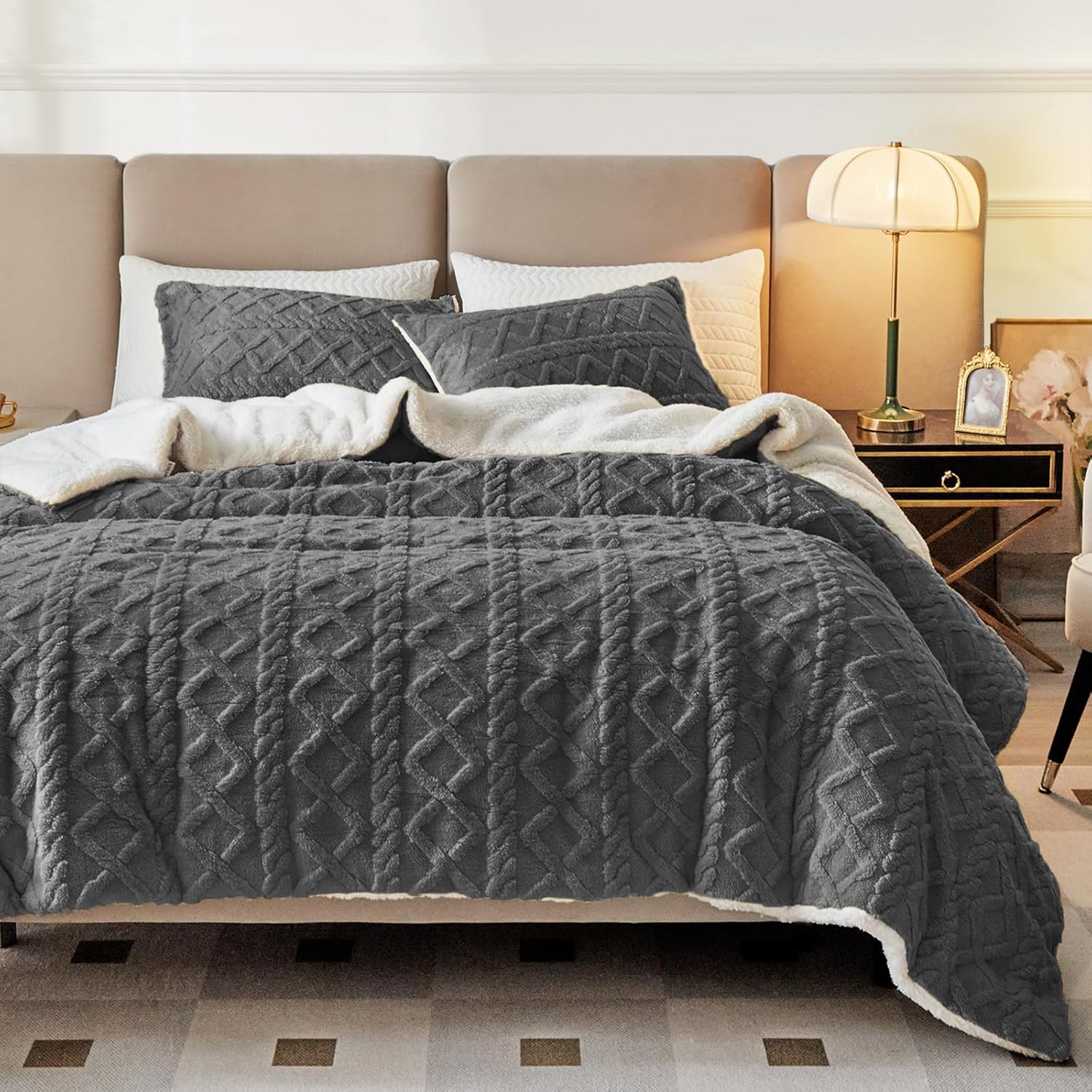Joyreap 3-Piece Fluffy Faux Fur Sherpa Comforter set Gray, Twin Size Luxury Tufted Bedding Comforter Set, All Season Soft n Cozy Plush Comforter Bed Set- 68x86 inches Dark Gray Twin (68"x86")