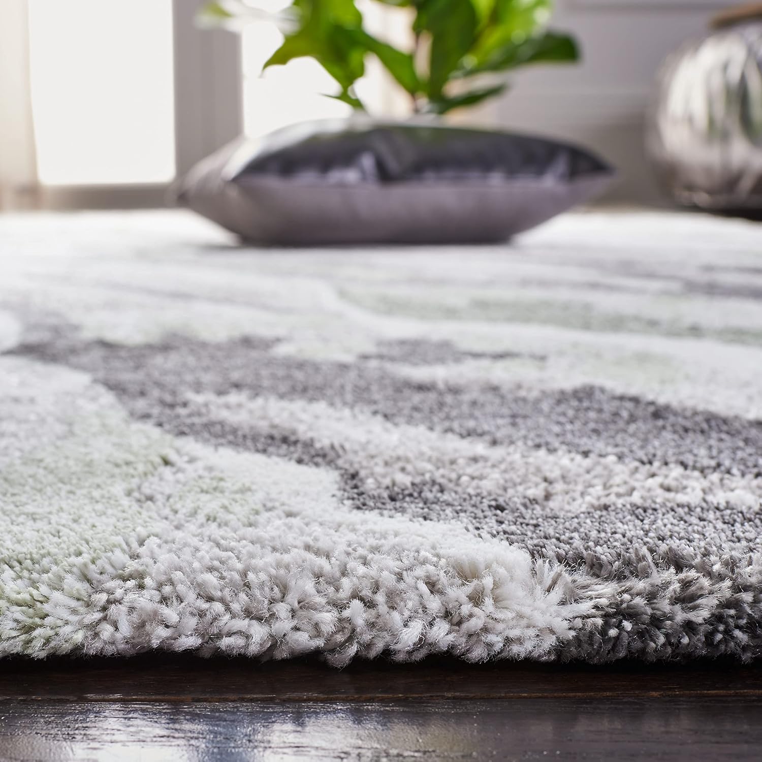 SAFAVIEH Century Collection Accent Rug - 2' x 5', Grey & Green, Modern Abstract Design, Non-Shedding & Easy Care, Ideal for High Traffic Areas in Entryway, Living Room, Bedroom (CTY324F)